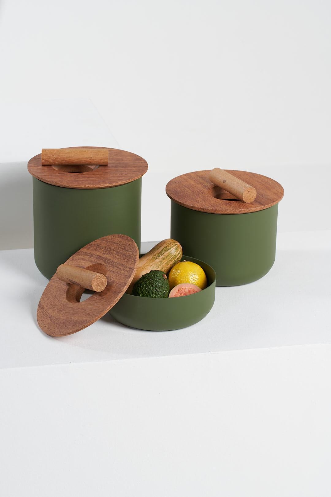 Kyoto Collection, Aluminium and Wood 4 Pots Set For Sale 3
