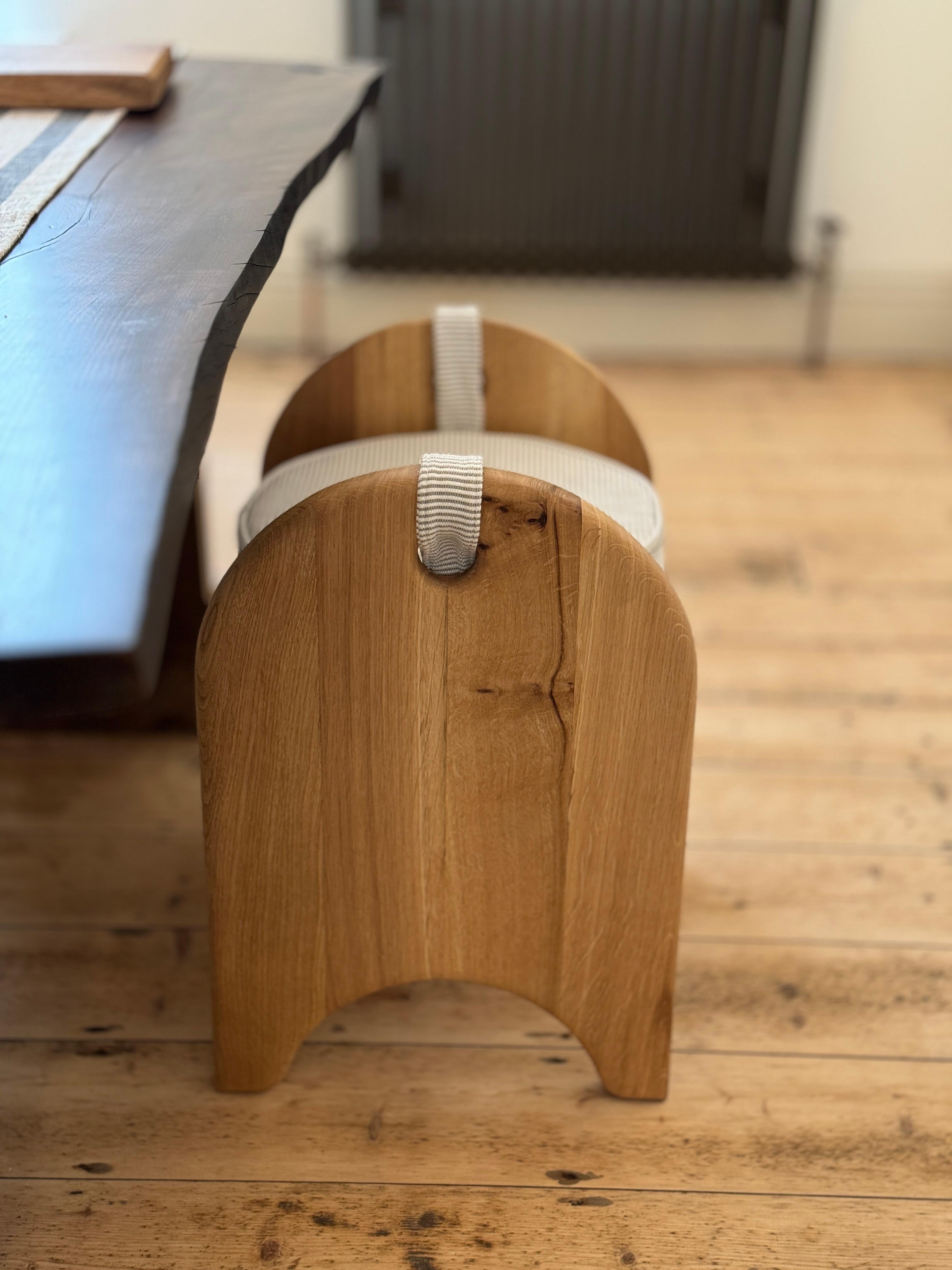 Sgabello Oak in lino in vendita 4