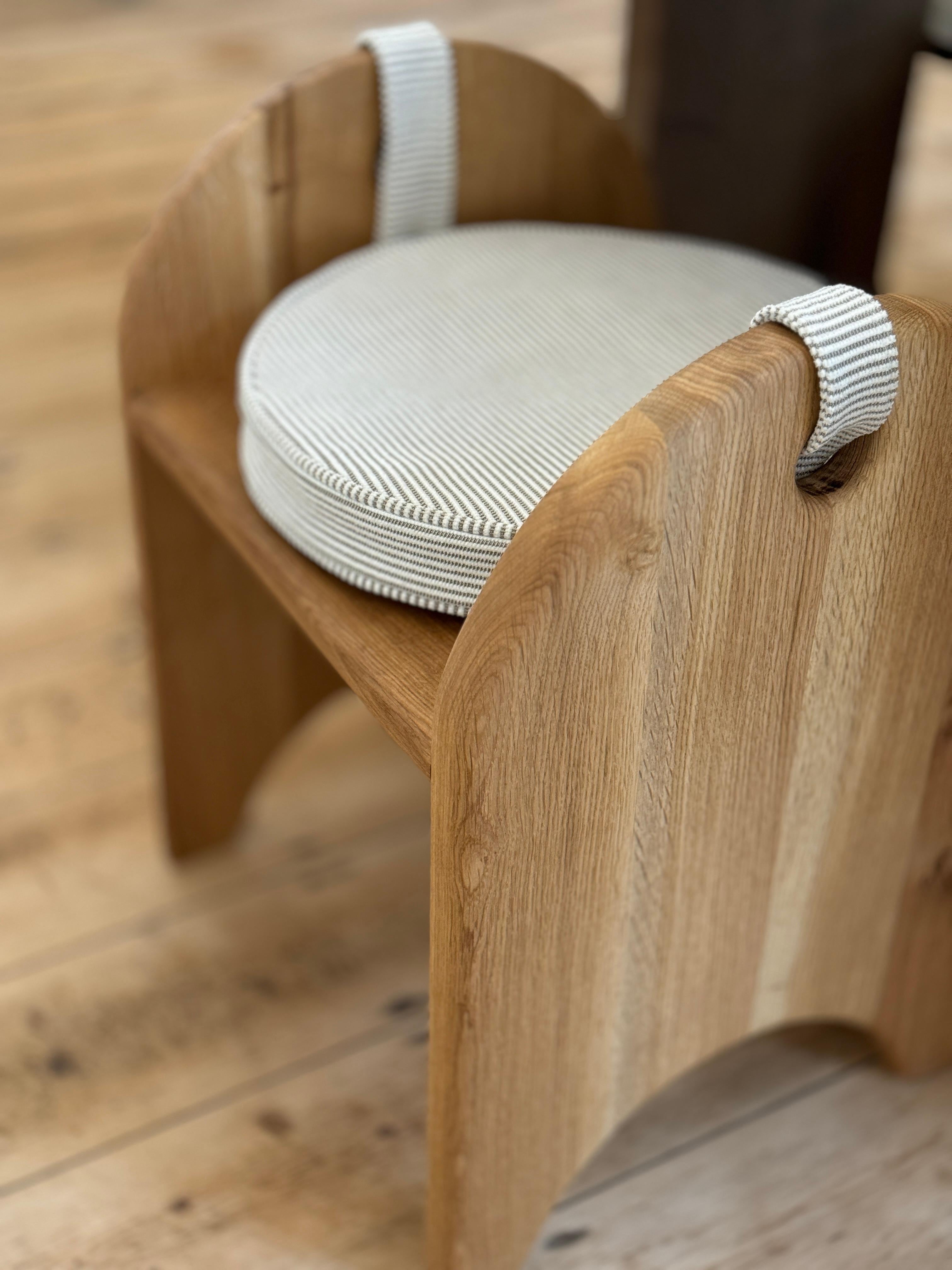 Lino Sgabello Oak in lino in vendita