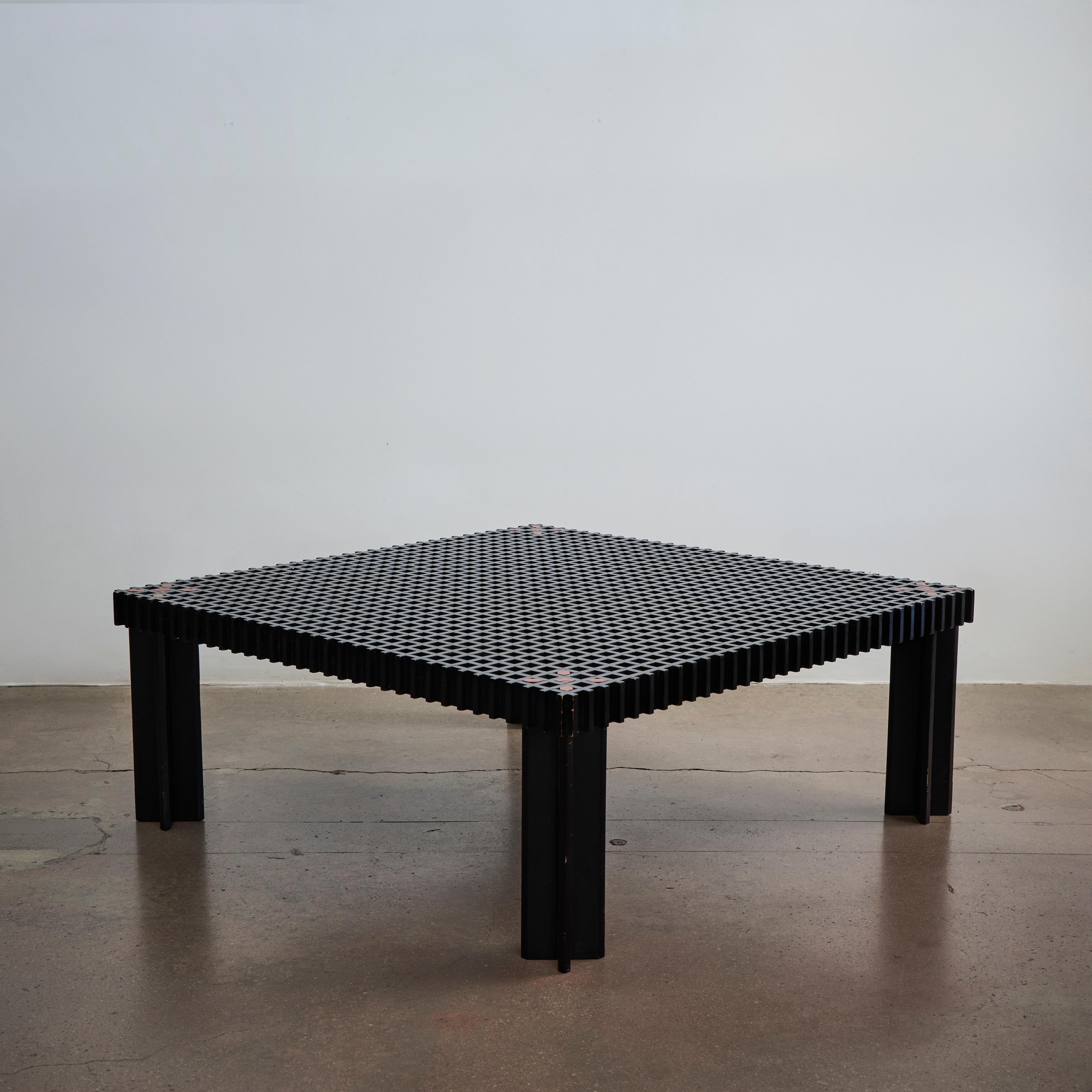 Mesa Kyoto de Gianfranco Frattini y Pierluigi Ghianda Lacado en venta