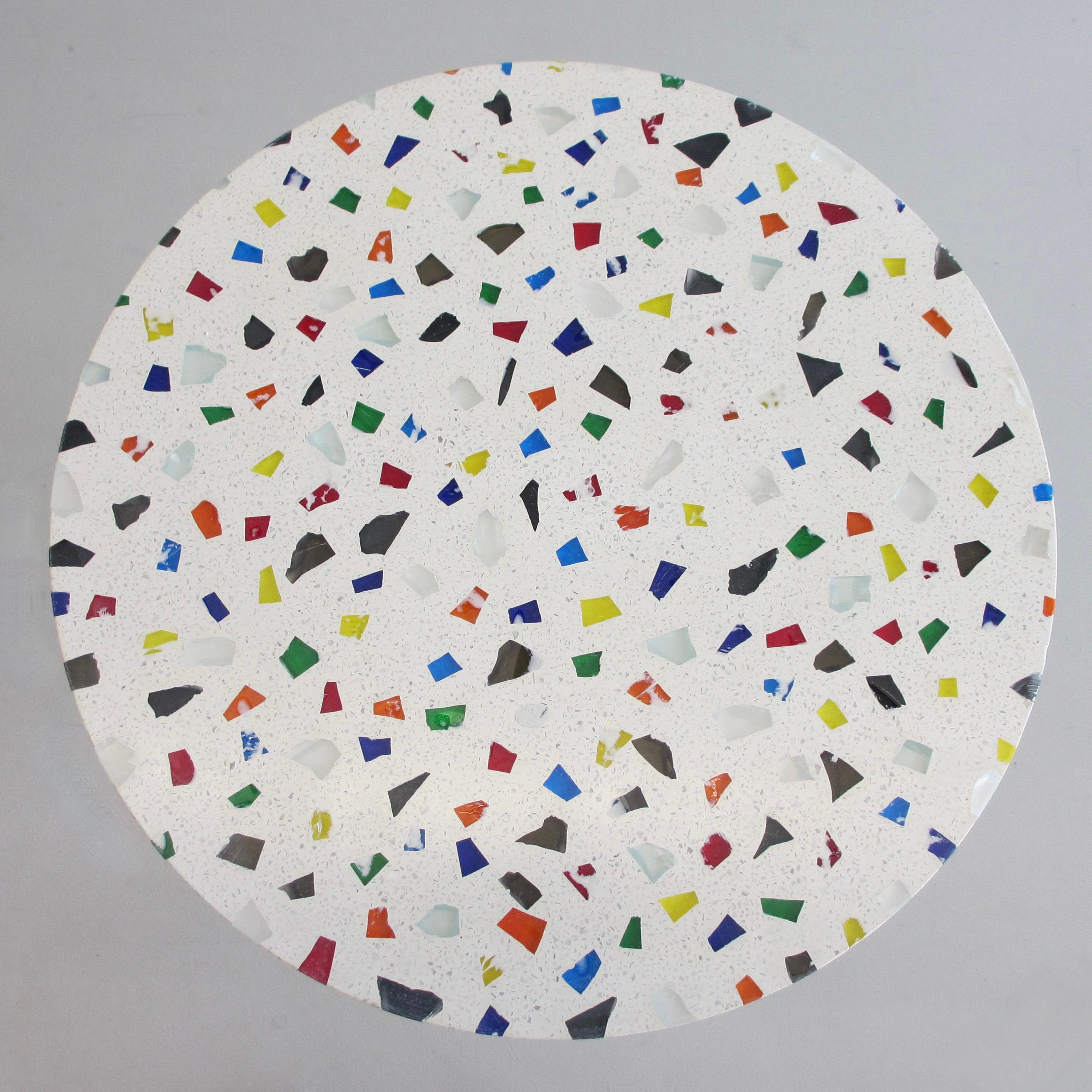 Table, designed by Shiro Kuramata. Italy, Memphis, 1983.

Round side table made of concrete and glass (weight c. 30 Kg). The Kyoto Table is an example of his innovative use of concrete and glass to create a minimalist form with surface interest.