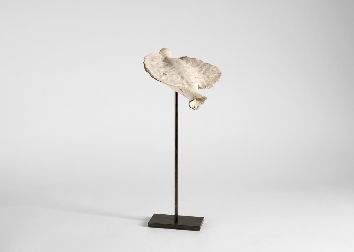 Kyriaki Moustaki, Große Raku-Keramik-Skulptur eines Vogels, Frankreich, um 2024 im Zustand „Gut“ im Angebot in New York, NY