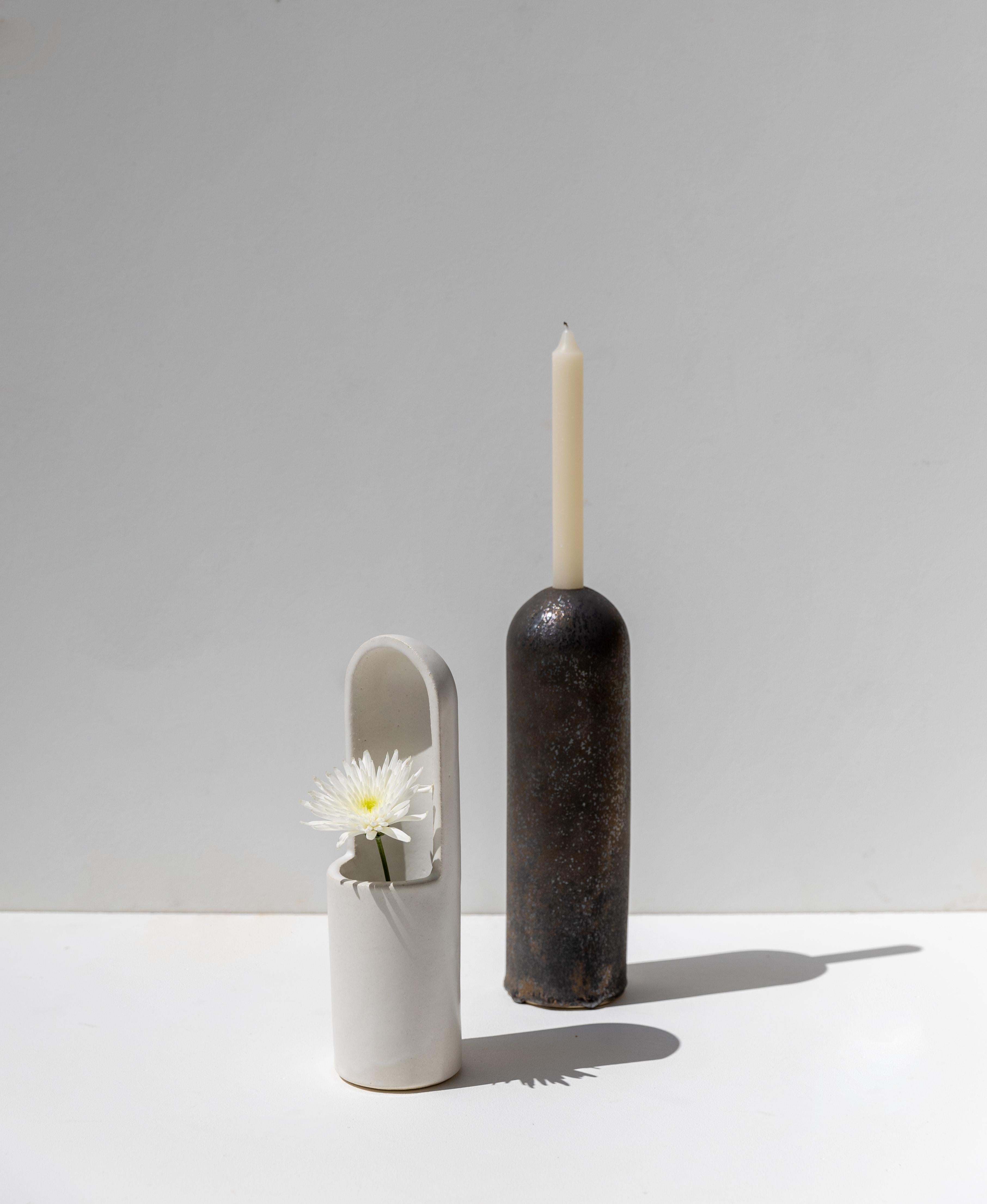 Kyrtos Vase by Lisa Allegra For Sale 1