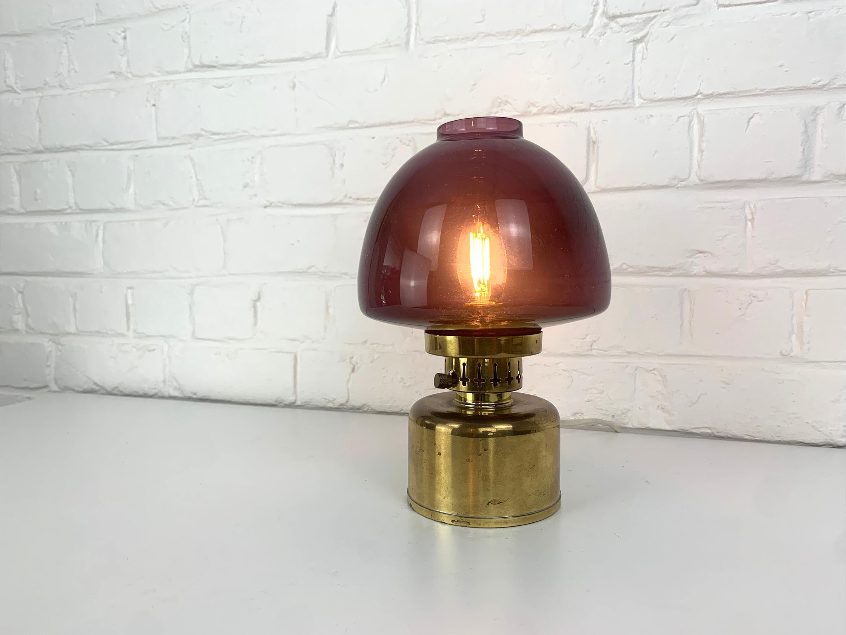 Swedish L/101 table Lamp in Brass by Hans-Agne Jakobsson for AB Markaryd, Sweden, 1960s