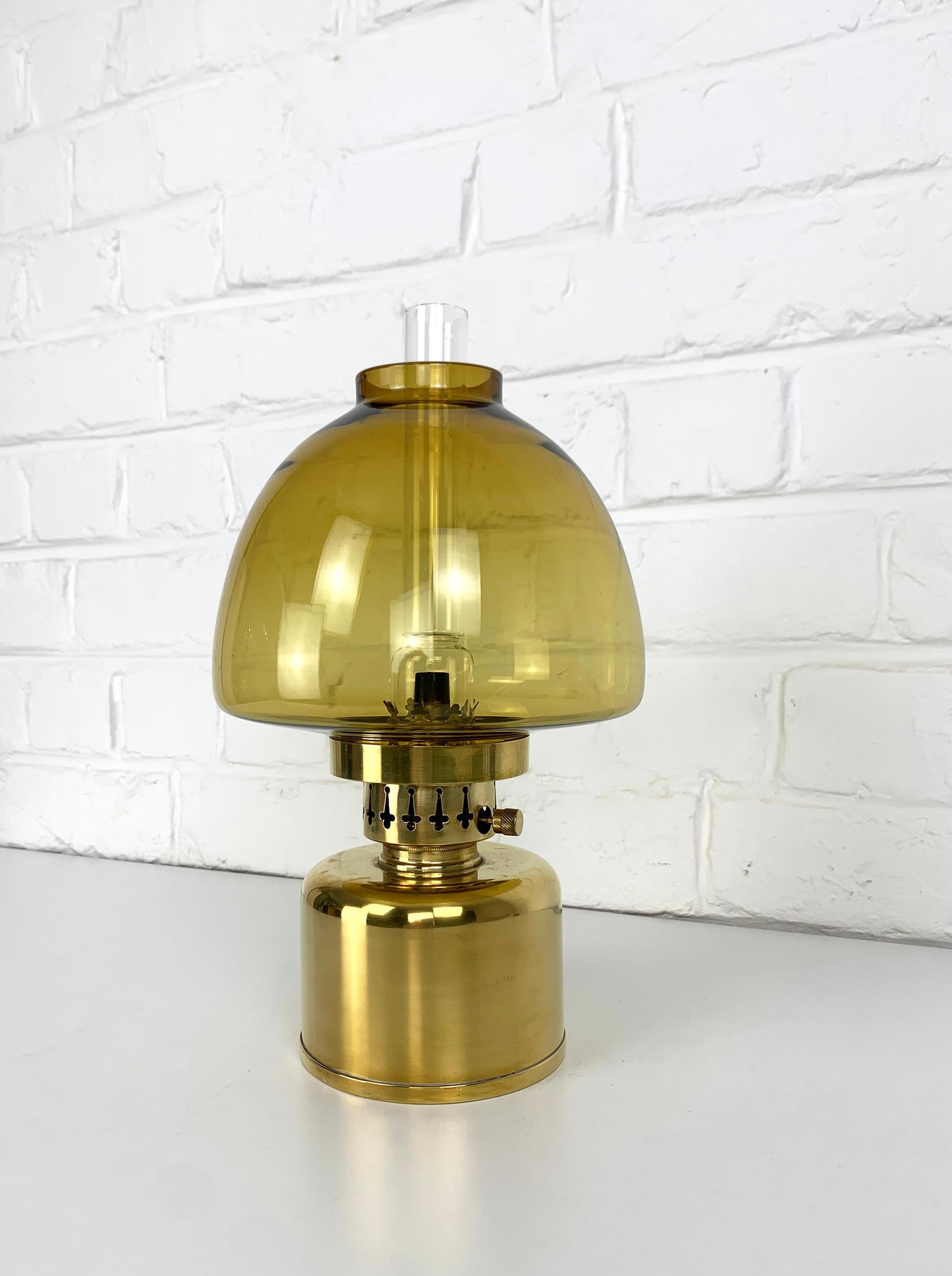 Scandinavian Modern L/101 Oil Lamp in Brass by Hans-Agne Jakobsson for AB Markaryd, Sweden, 1960s For Sale