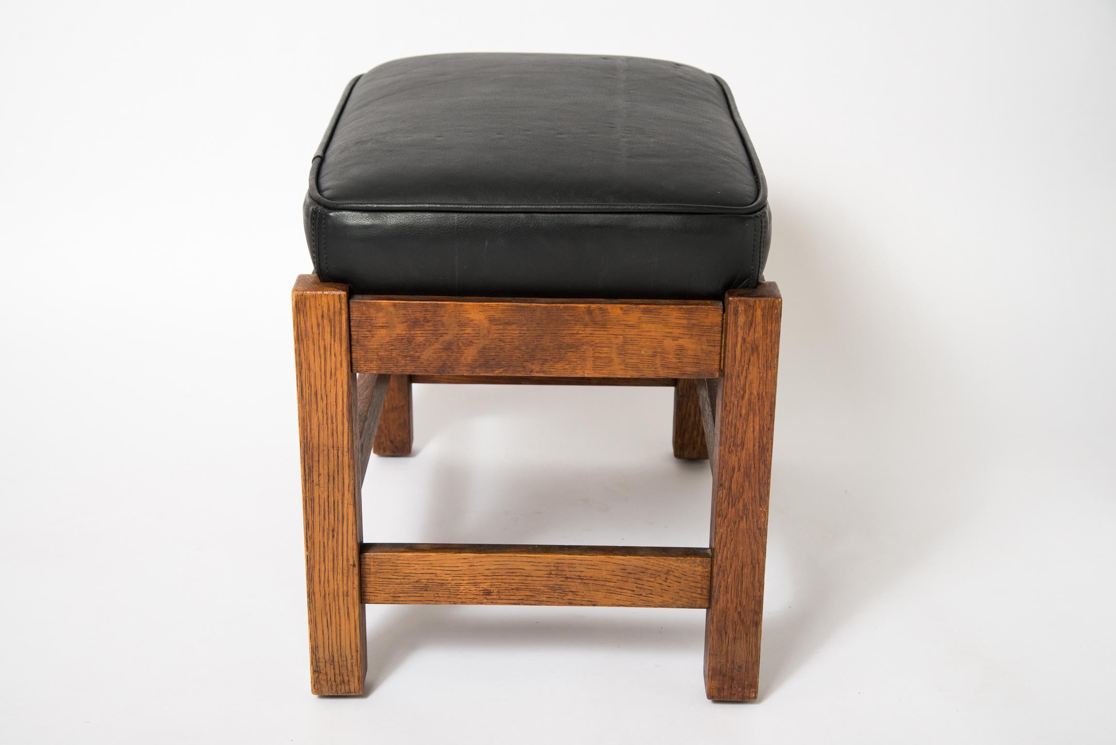 American L and J.G Stickley Stool #397 For Sale