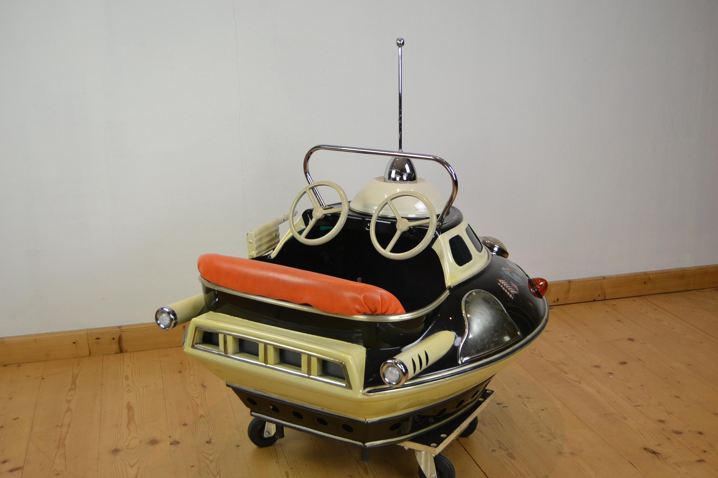 L' Autopède Ufo Carnival Ride Seat, Space Age, Belgium, Late 1950s 7