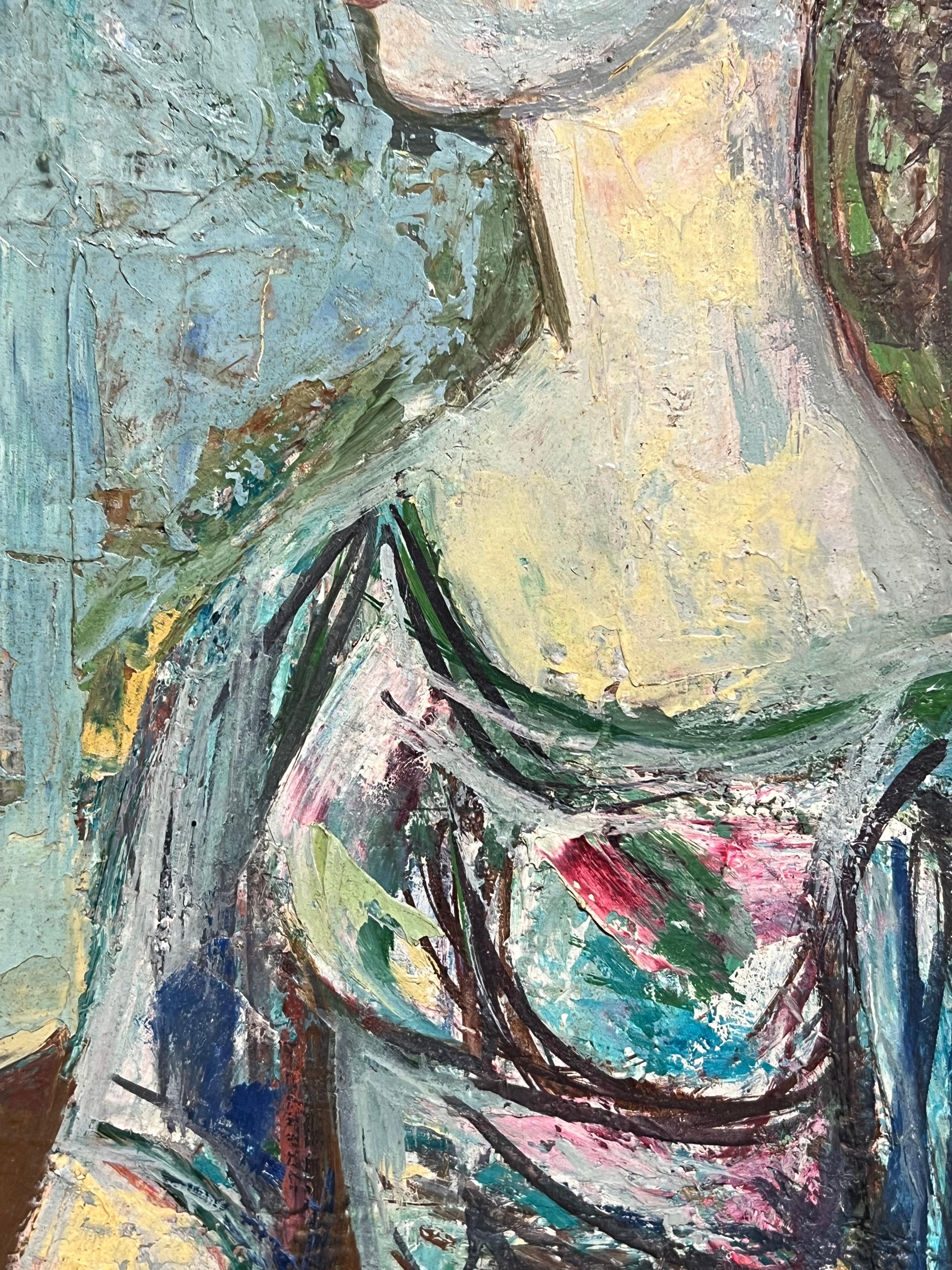 Ritratto di donna alla finestra, modernista francese degli anni '50, dipinto ad olio con texture - Figurative Painting Marrone di L Bernard