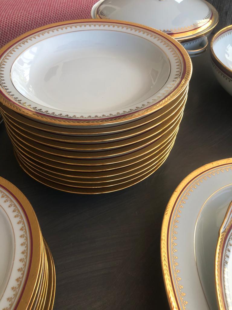 French L. Bernardaud & Co Porcelain Dinnerware Service, 46 Items, Limoges, circa 1960s