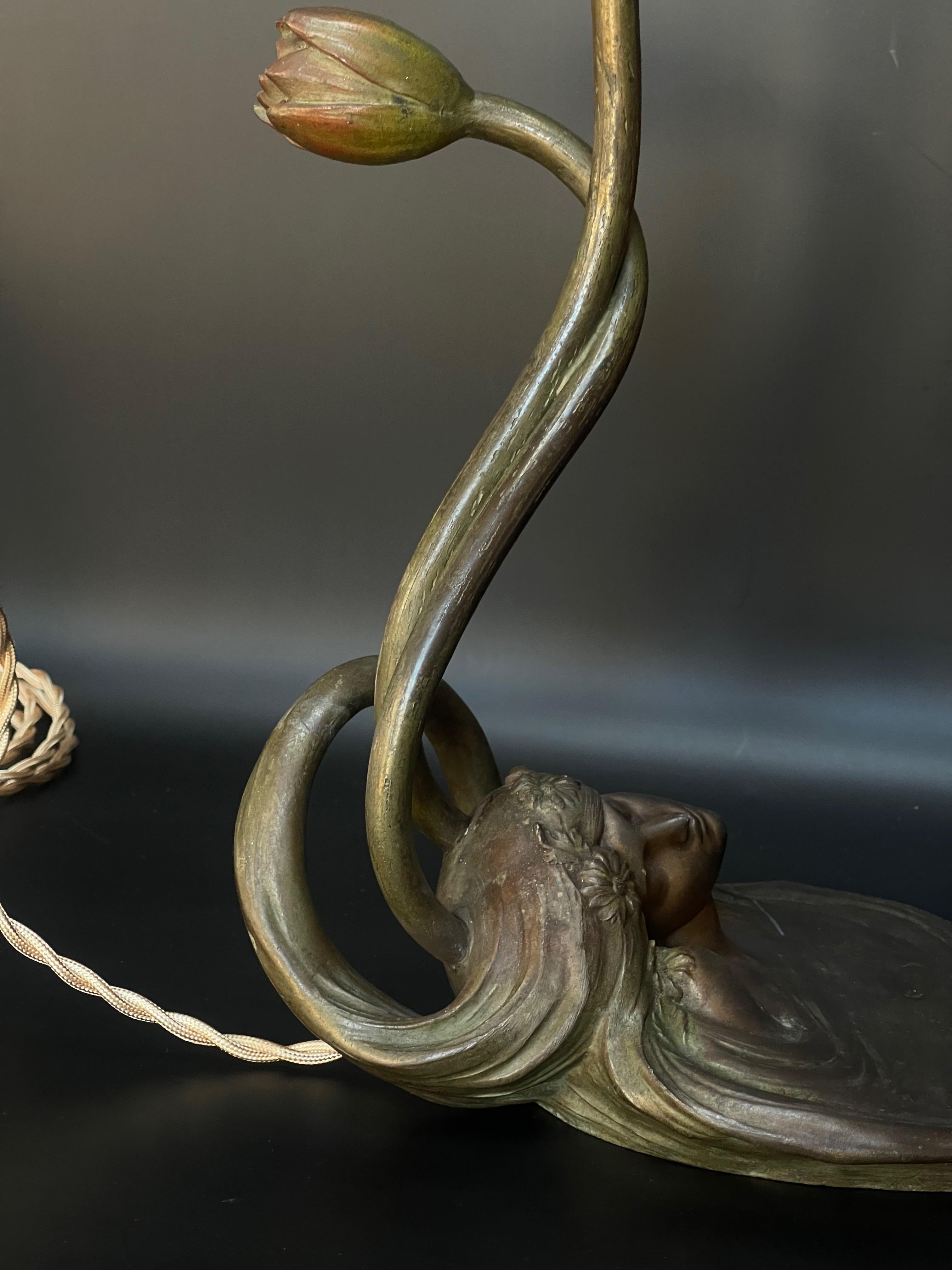 L. Bessin and Daum Nancy Art Nouveau Lamp For Sale 5