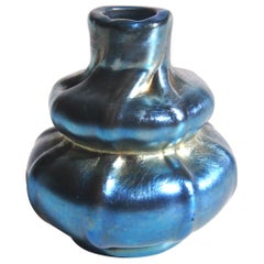 Blaue Miniatur-Vase aus Favrile-Glas von Tiffany, signiert