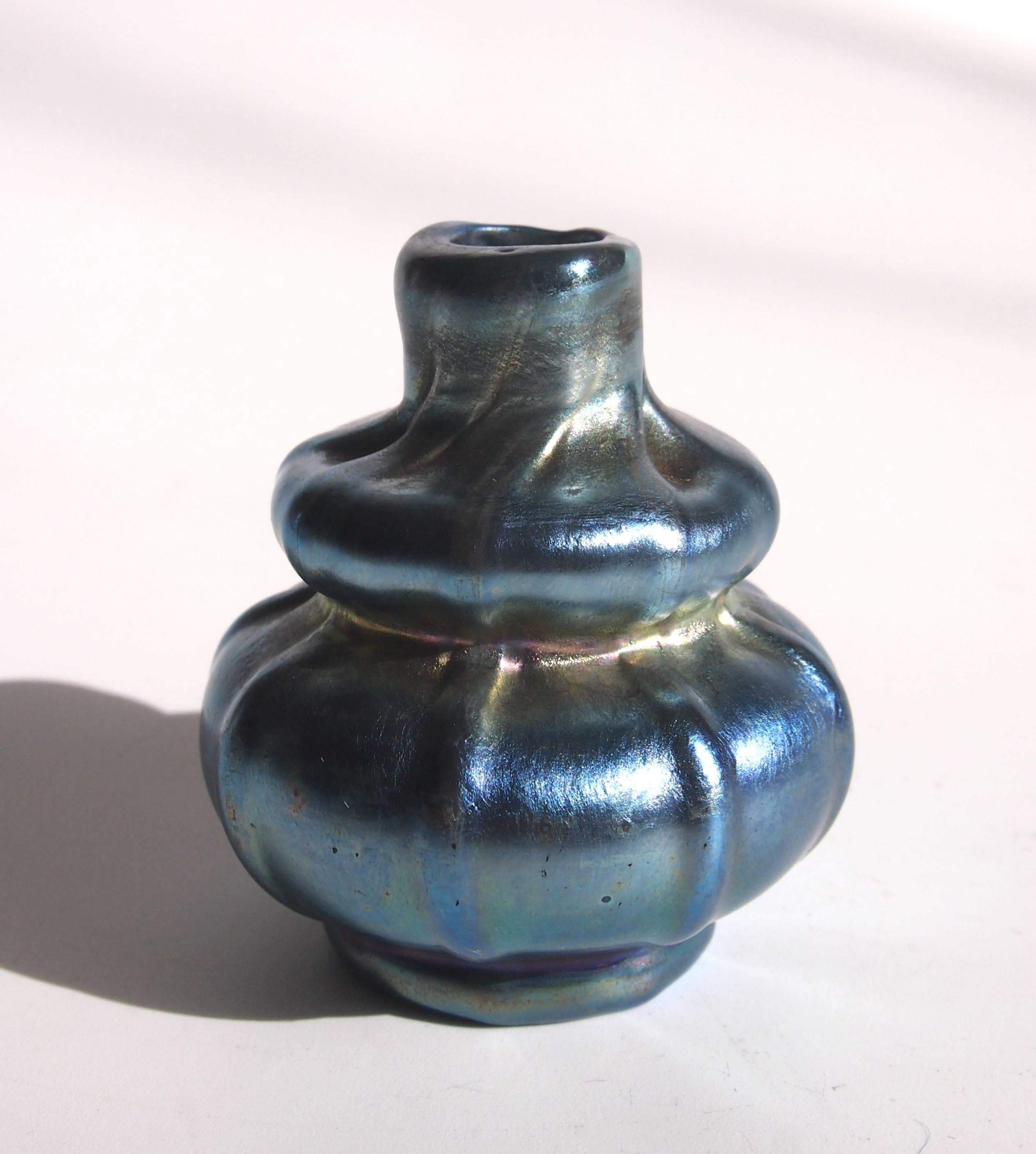 tiffany blue vase