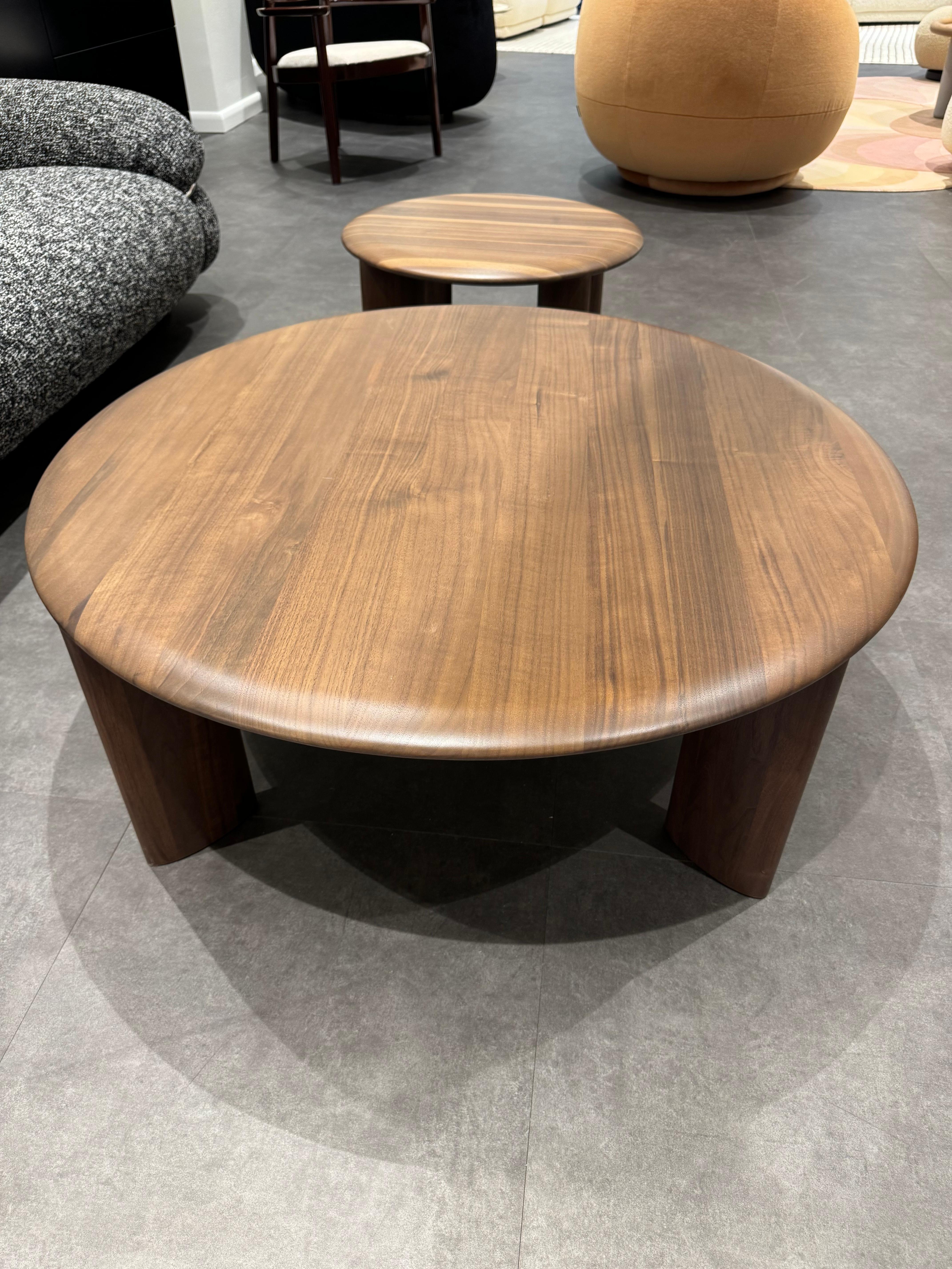 L. Ercolani Walnut IO Coffee Table by Lars Beller Fjetland en STOCK Excellent état à New York, NY