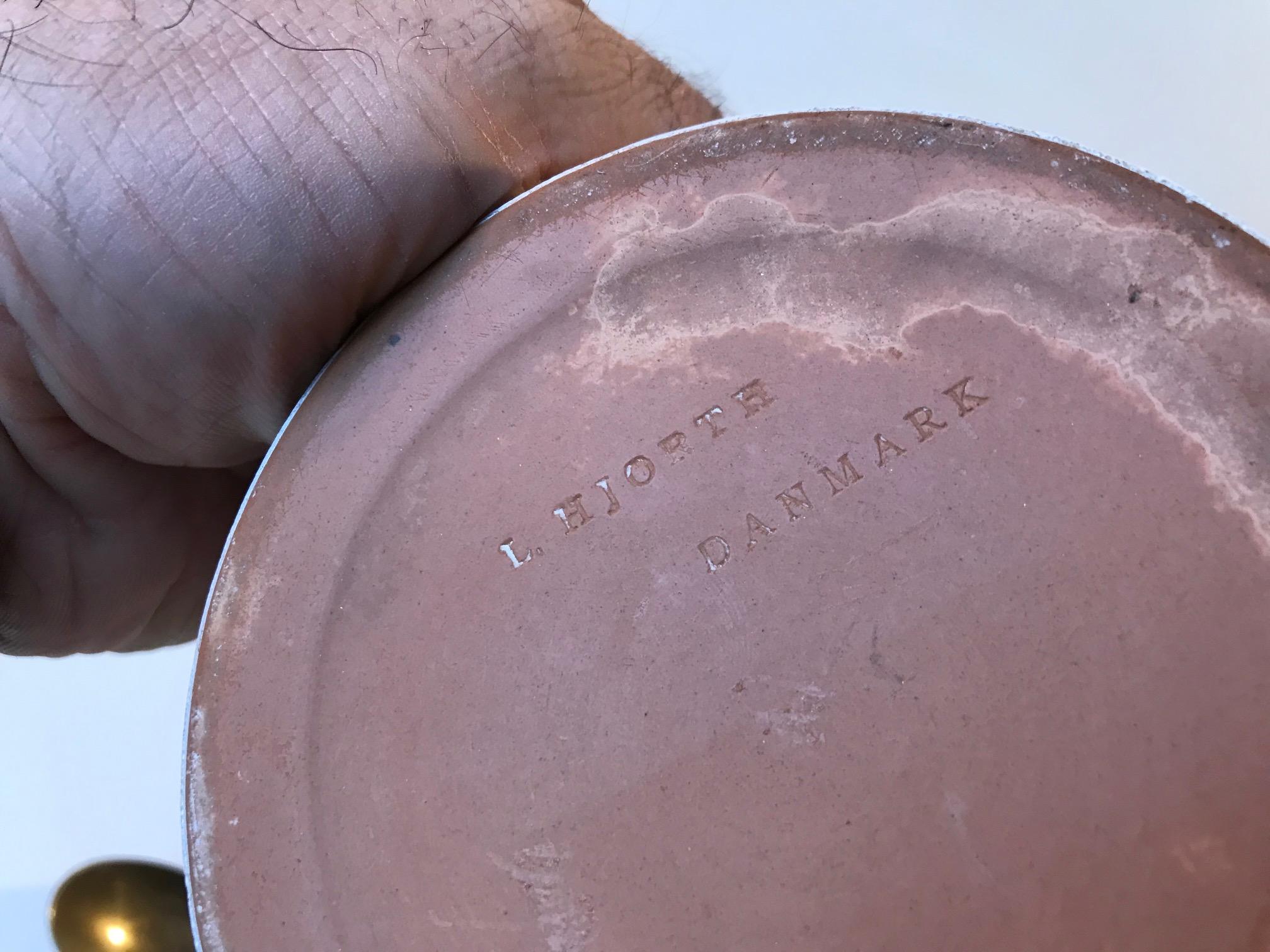 Smaltato L. Vasetti scanalati in ceramica bianca di Hjorth per marmellata, senape e zucchero, anni '40 in vendita