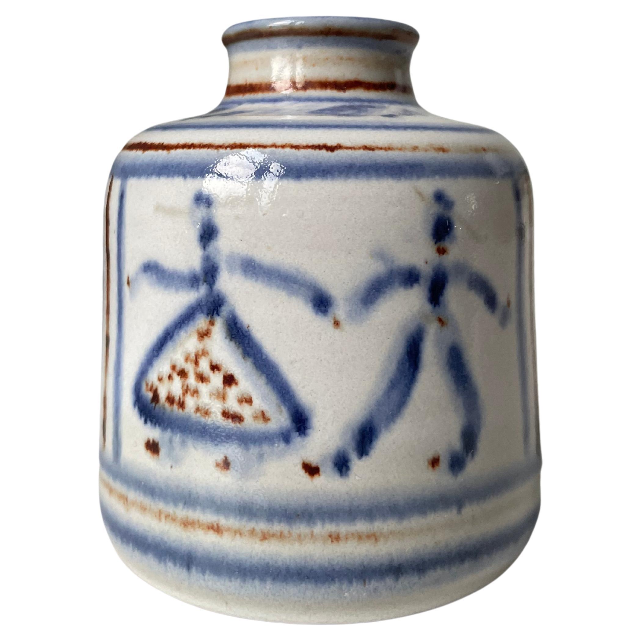L. Vaso blu e bianco decorato a mano di Hjorth, anni '50