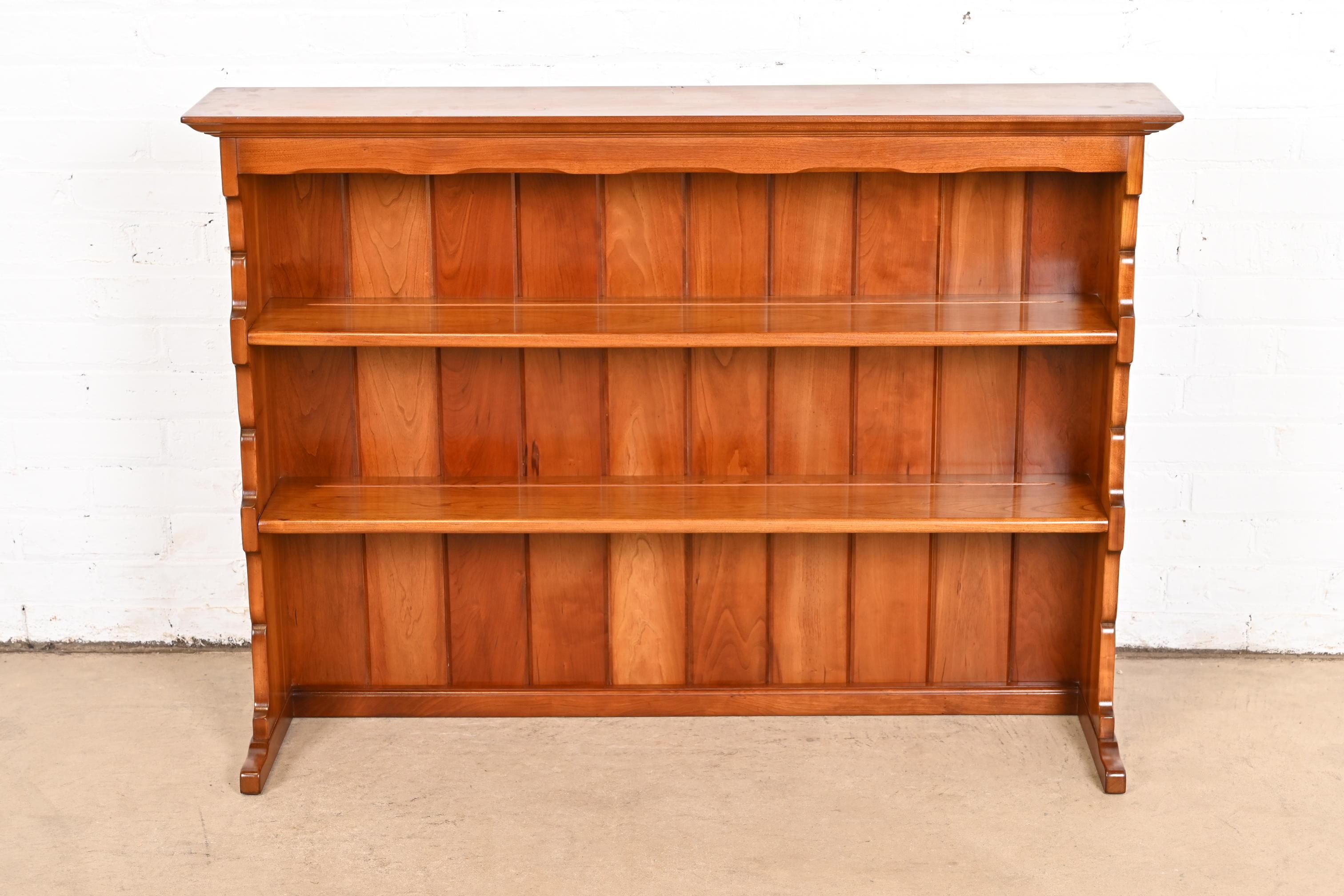 L. & J. G. Stickley American Colonial Solid Cherry Wood Hutch or Bookcase, 1950s In Good Condition In South Bend, IN