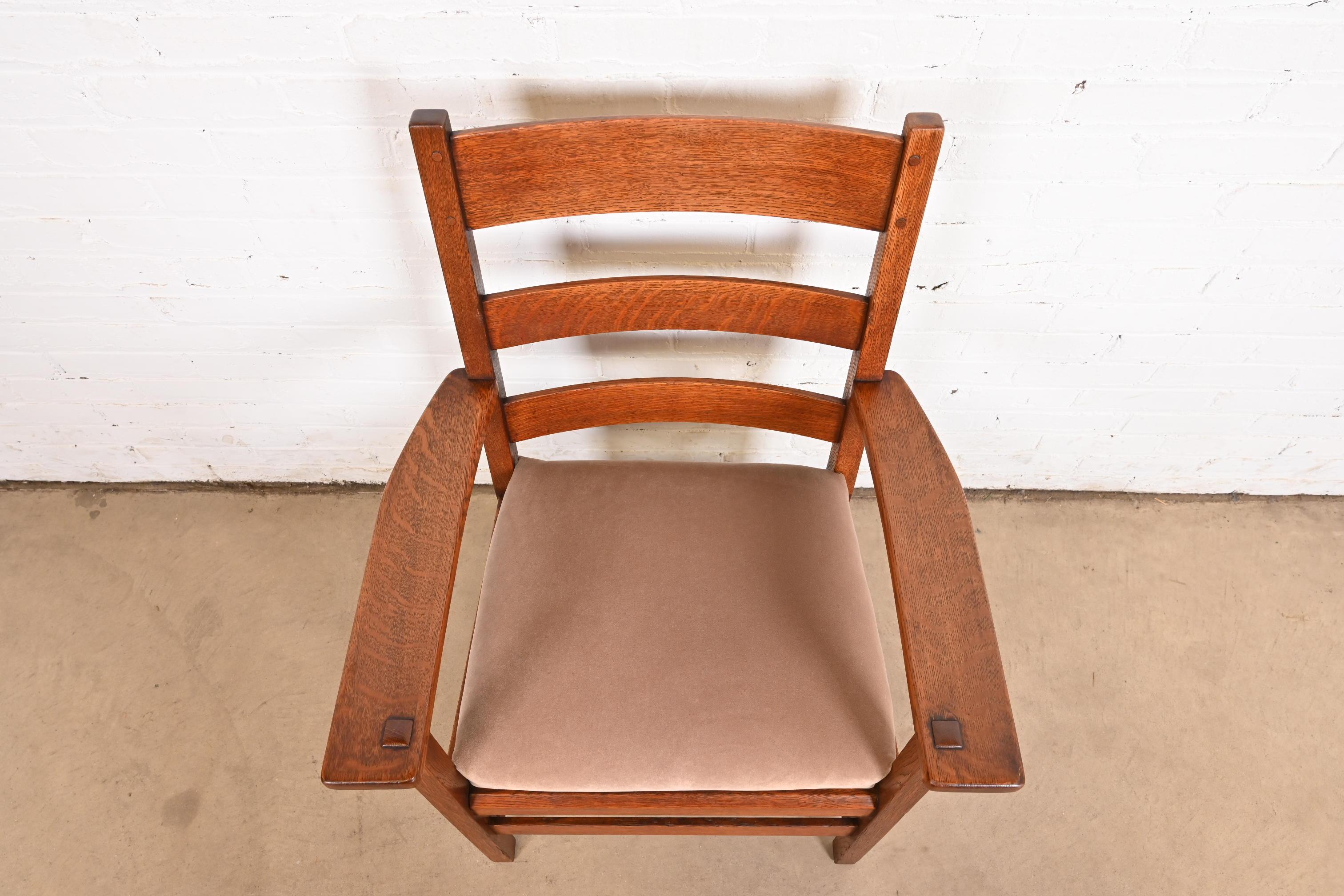 L. & J. G. Stickley Antiker Arts & Crafts-Sessel aus Eichenholz im Missionsstil, um 1900 (20. Jahrhundert) im Angebot