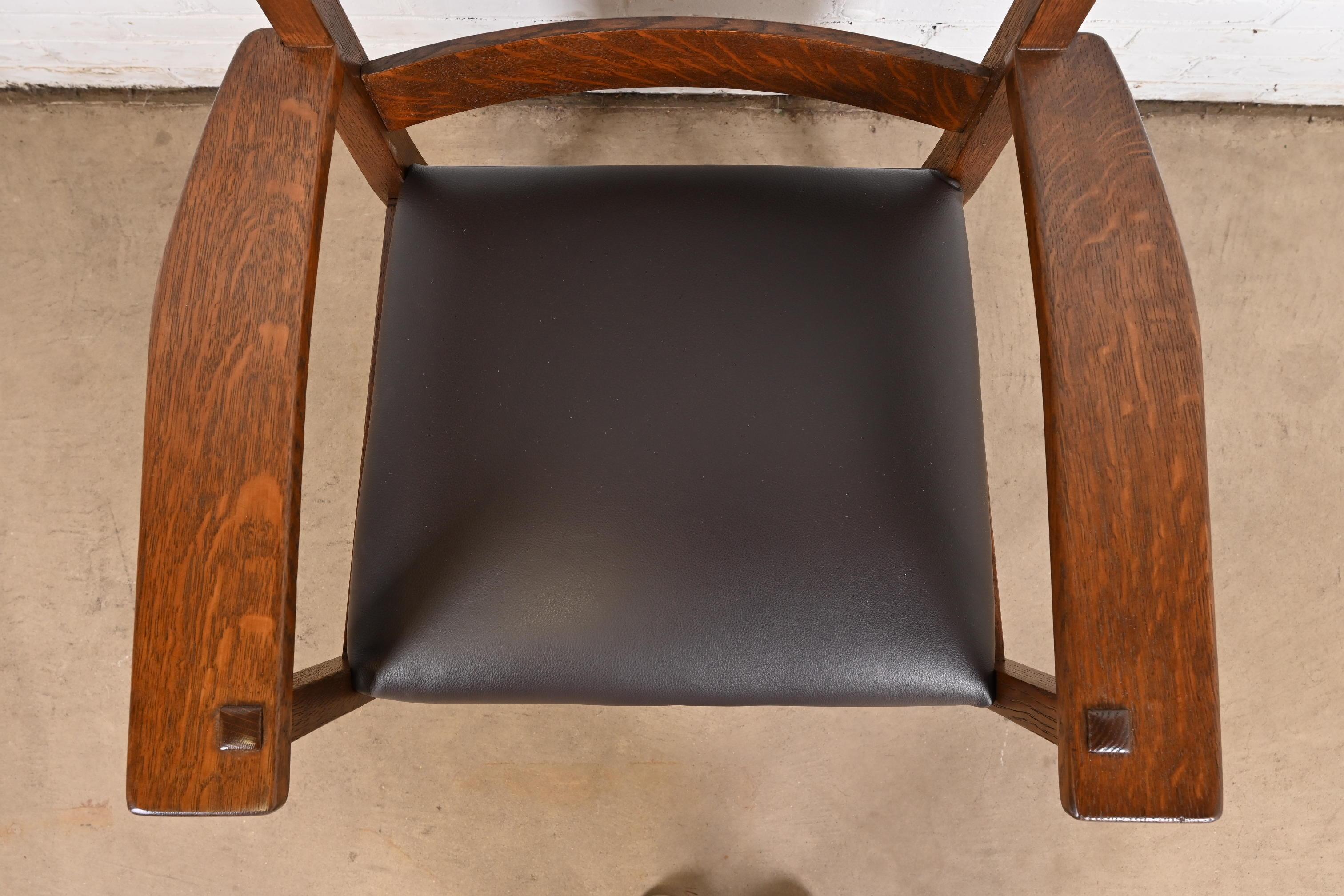 L. & J. G. Stickley Antique Mission Oak Arts & Crafts Armchair, Newly Restored For Sale 1