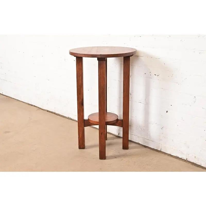 American L. & J. G. Stickley Antique Mission Oak Arts & Crafts Lamp Table or Side Table For Sale