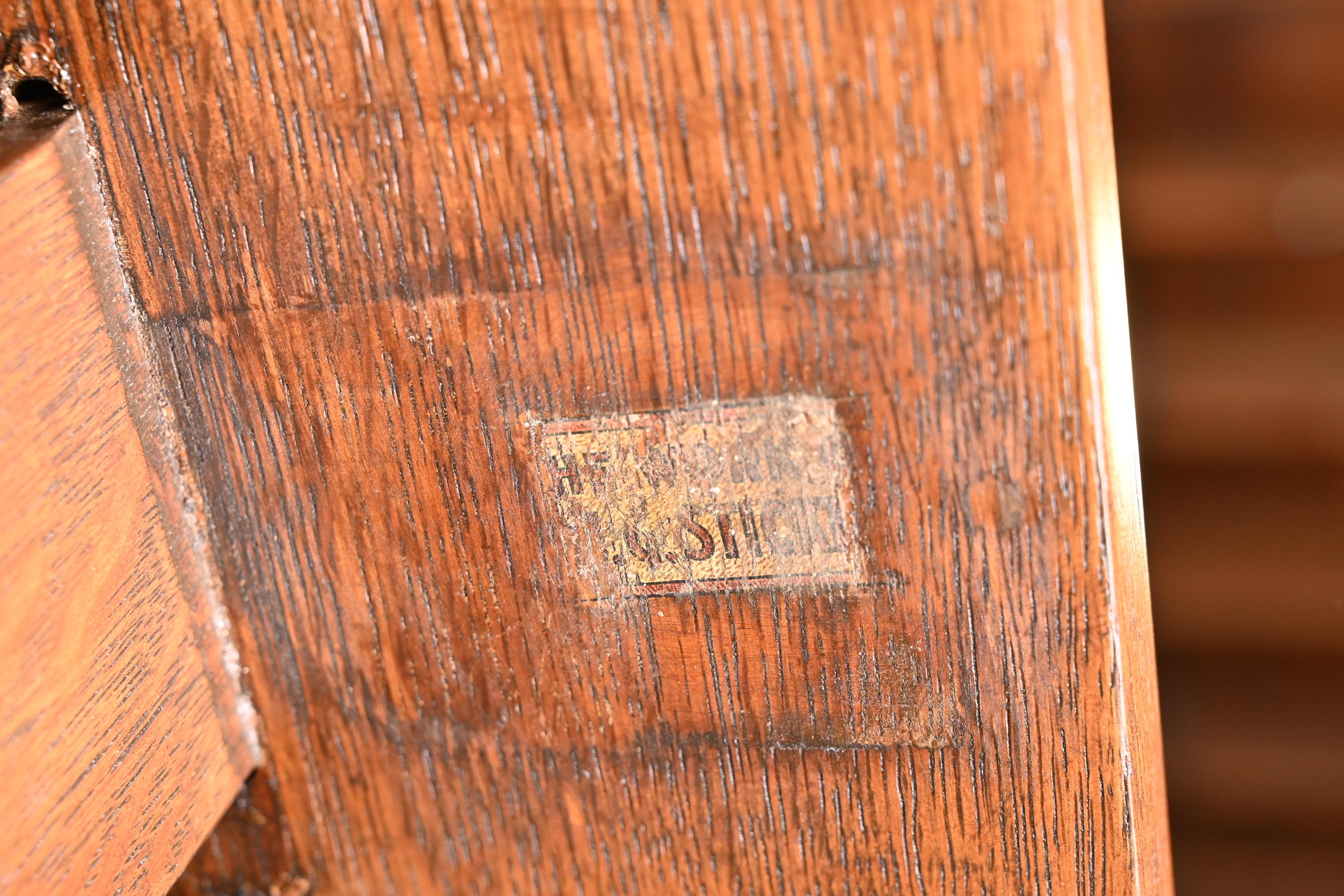 L. & J. G. Stickley Antiker Missions-Loungesessel aus Eichenholz im Arts and Crafts-Stil im Angebot 5