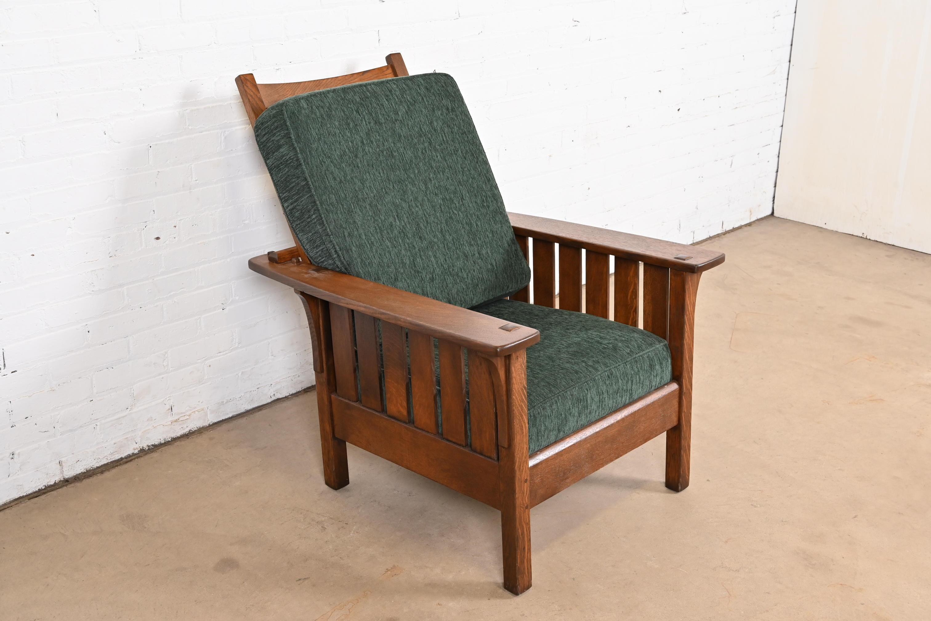 L. & J. G. Stickley Antiker Missions-Loungesessel aus Eichenholz im Arts and Crafts-Stil (amerikanisch) im Angebot