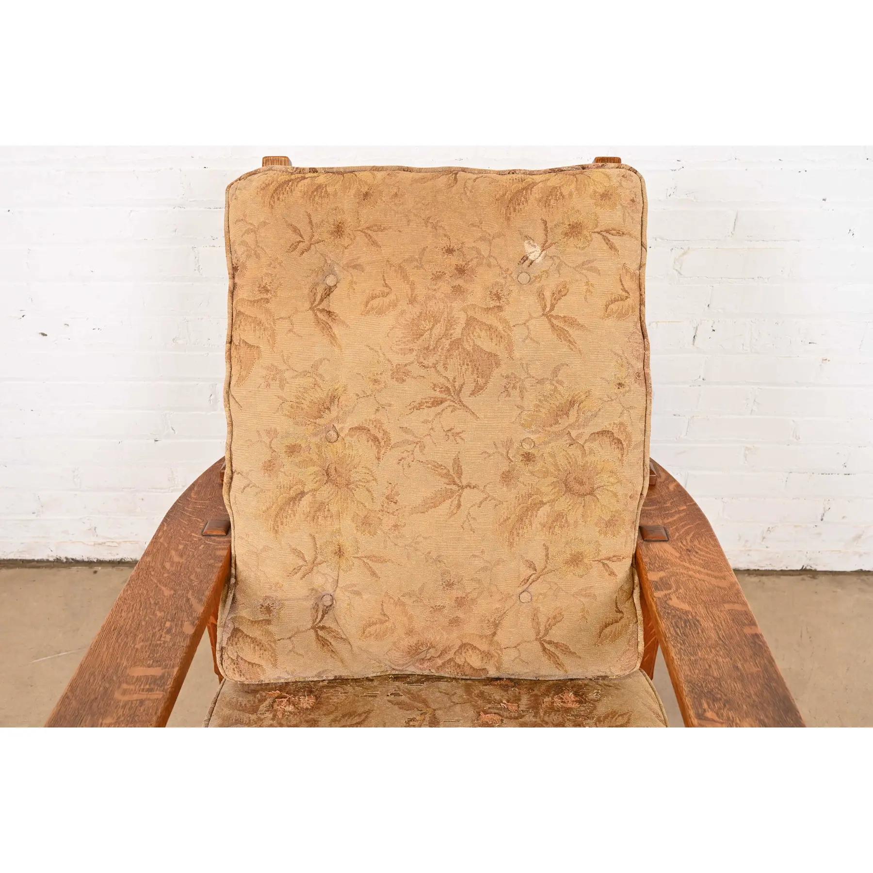 L. & J. G. Stickley Antique Mission Oak Arts & Crafts Reclining Lounge Chair In Good Condition For Sale In South Bend, IN