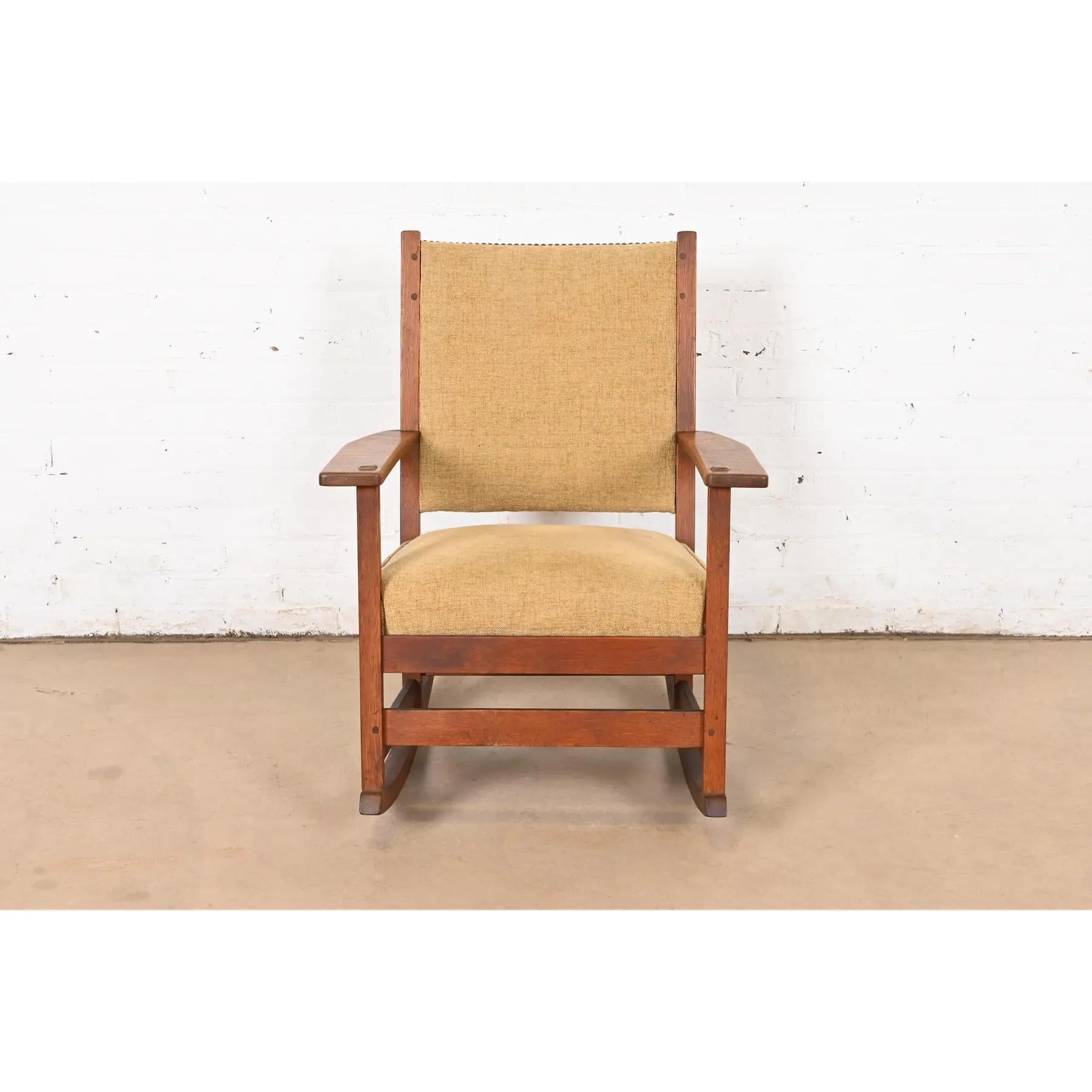 American L. & J. G. Stickley Antique Mission Oak Arts & Crafts Rocking Chair, Circa 1900 For Sale