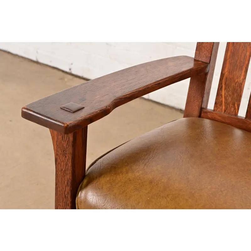 L. & J. G. Stickley Antiker Missionsstuhl aus Eichenholz im Arts and Crafts-Stil, um 1910 im Angebot 2