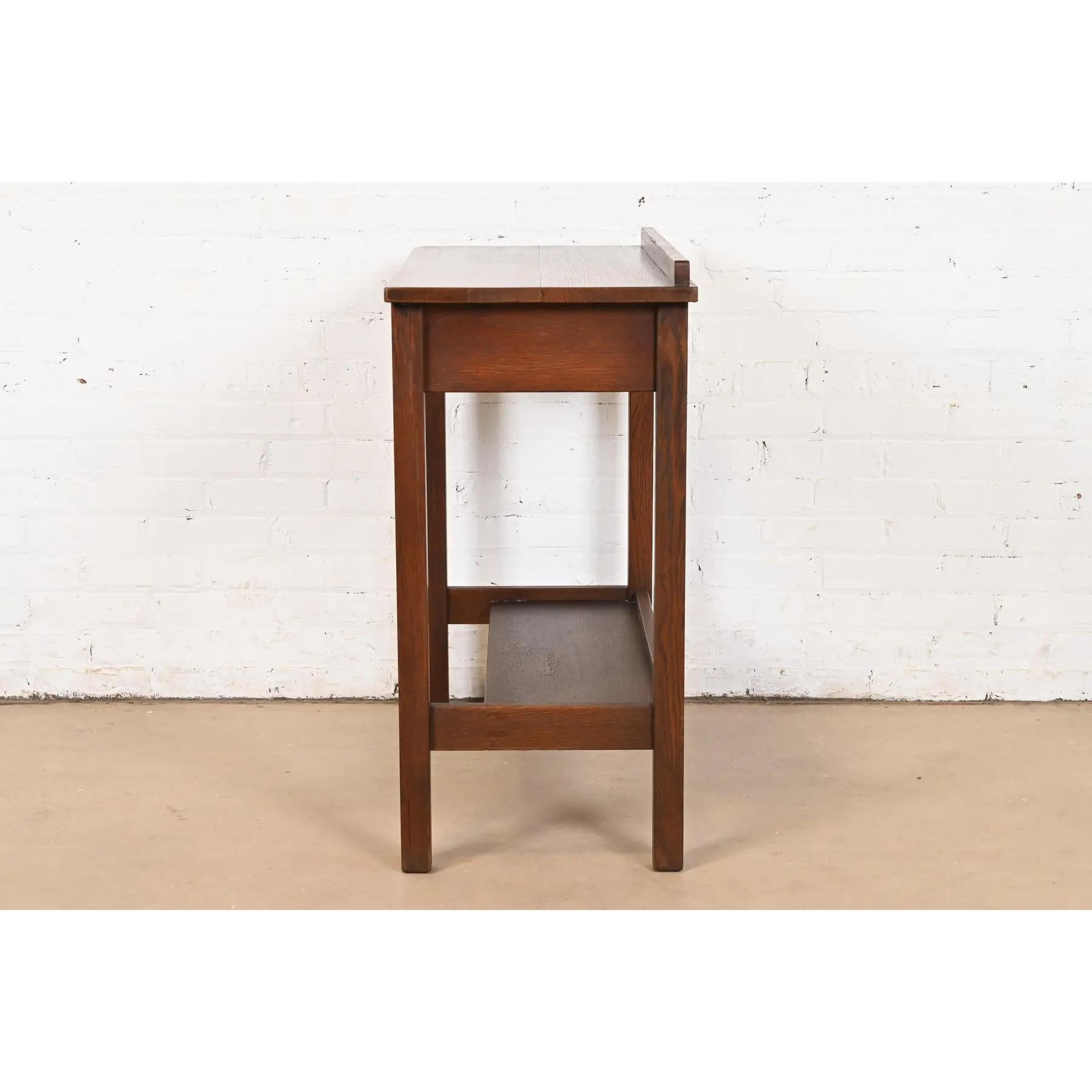 Service ou bureau d'écriture Mission en chêne Arts & Crafts de L. & J. G. Stickley en vente 3
