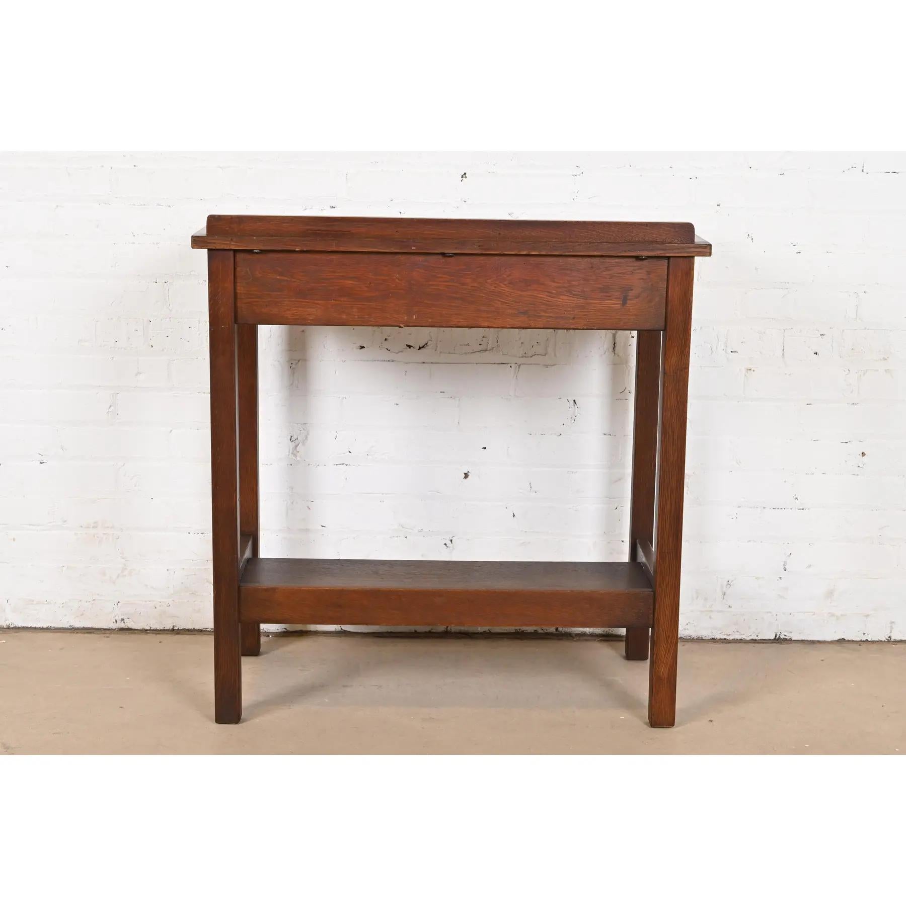 Service ou bureau d'écriture Mission en chêne Arts & Crafts de L. & J. G. Stickley en vente 4
