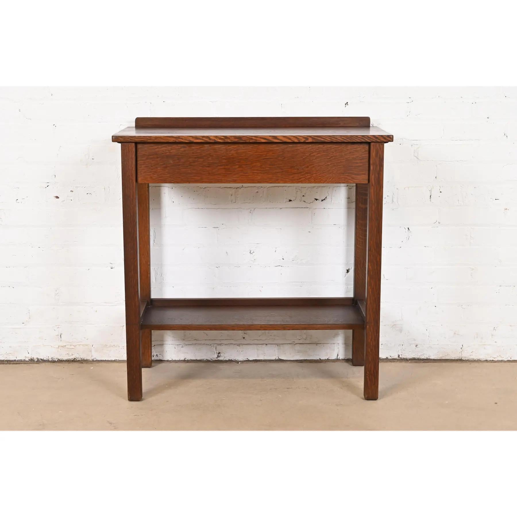 Arts and Crafts Service ou bureau d'écriture Mission en chêne Arts & Crafts de L. & J. G. Stickley en vente
