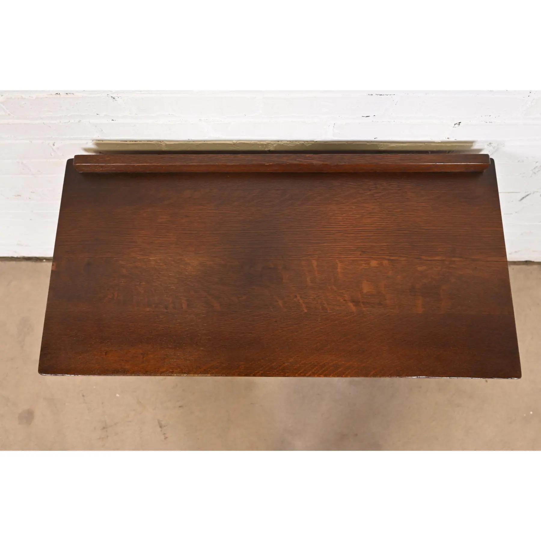 Service ou bureau d'écriture Mission en chêne Arts & Crafts de L. & J. G. Stickley en vente 2