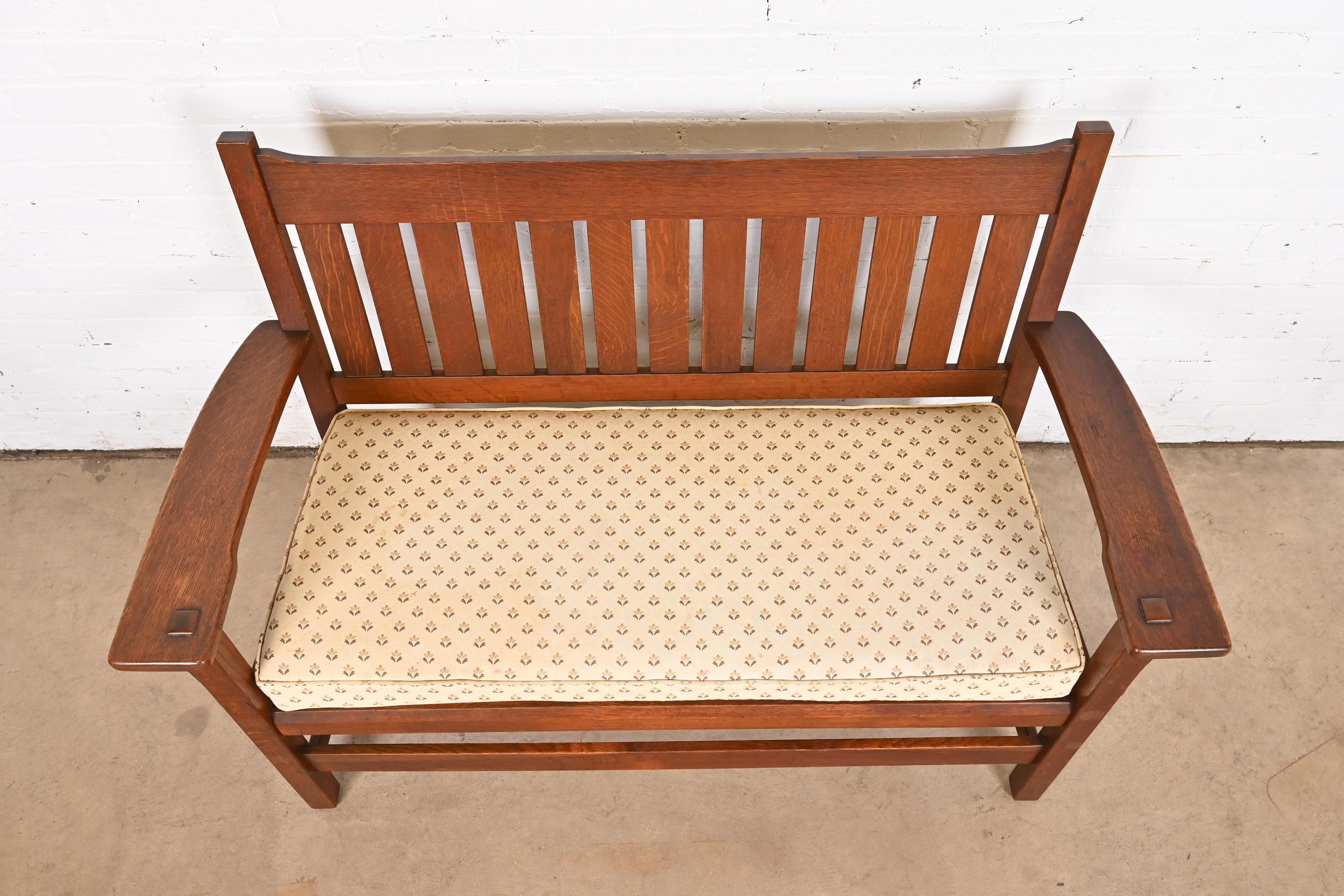 L. & J. G. Stickley Antikes Missions-Sessel oder Loveseat aus Eichenholz im Arts and Crafts-Stil im Angebot 2