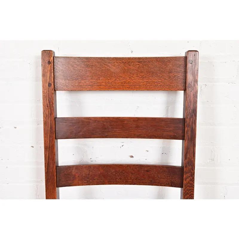 L. & J. G. Stickley Silla auxiliar antigua Mission Arts & Crafts de roble, circa 1910 siglo XX en venta