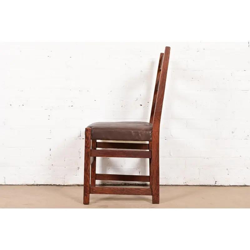 L. & J. G. Stickley Silla auxiliar antigua Mission Arts & Crafts de roble, circa 1910 en venta 2