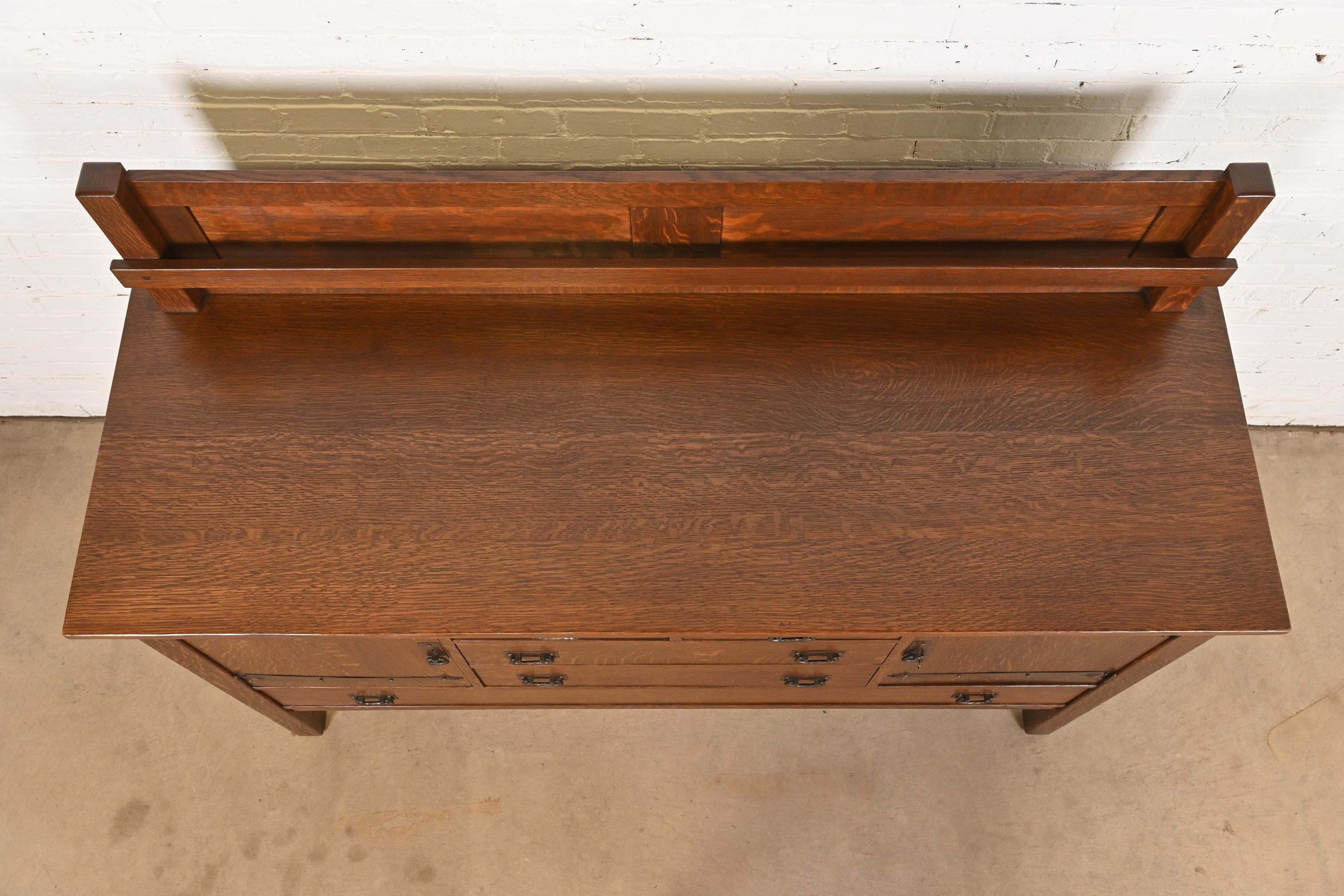 L. & J. G. Stickley Antikes Missions-Sideboard aus Eichenholz im Arts and Crafts-Stil, neu lackiert im Angebot 4