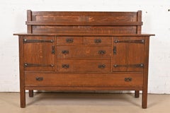 L. & J. G. Stickley Aparador antiguo Mission Arts & Crafts de roble, repintado