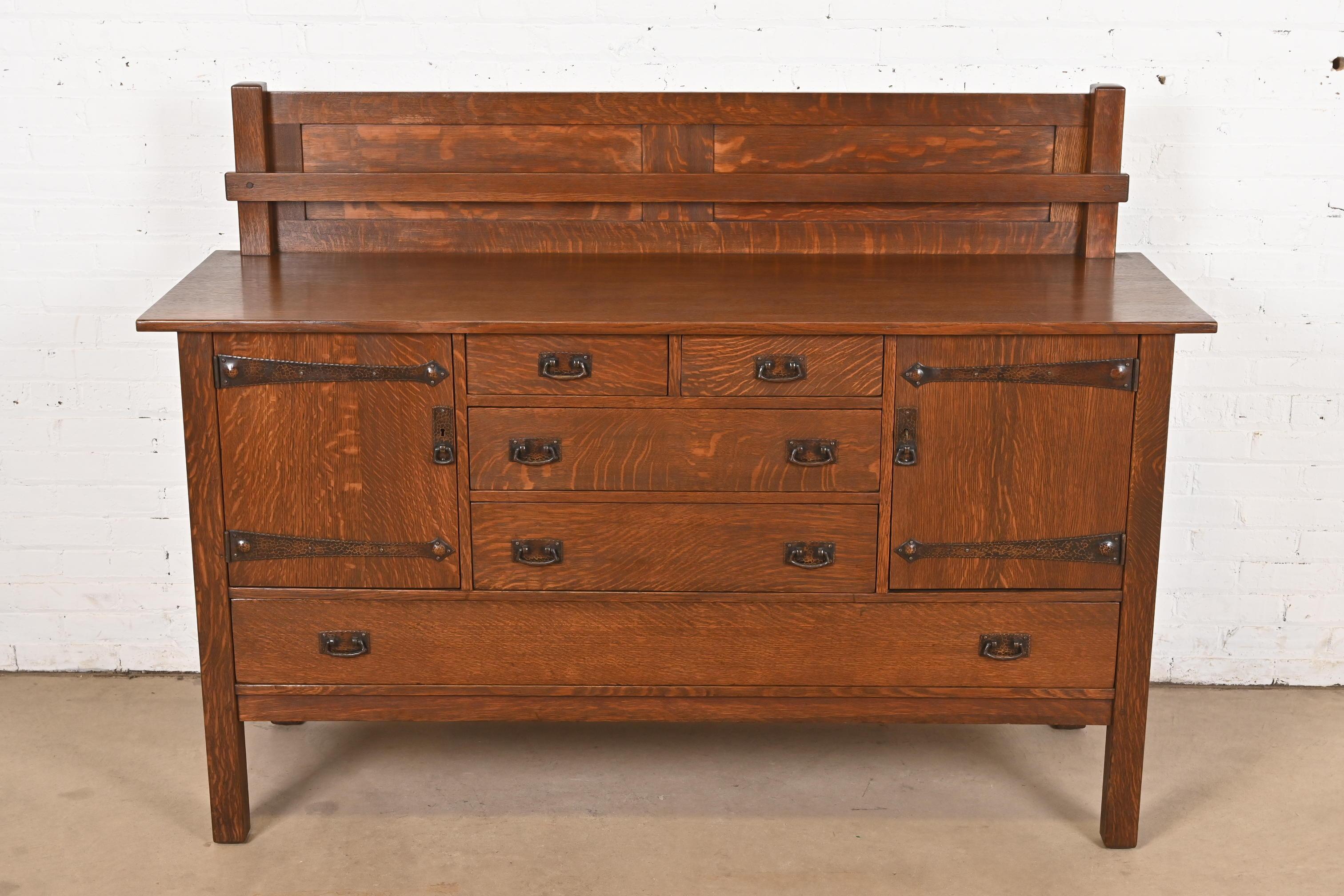 L. & J. G. Stickley Antikes Missions-Sideboard aus Eichenholz im Arts and Crafts-Stil, neu lackiert (amerikanisch) im Angebot