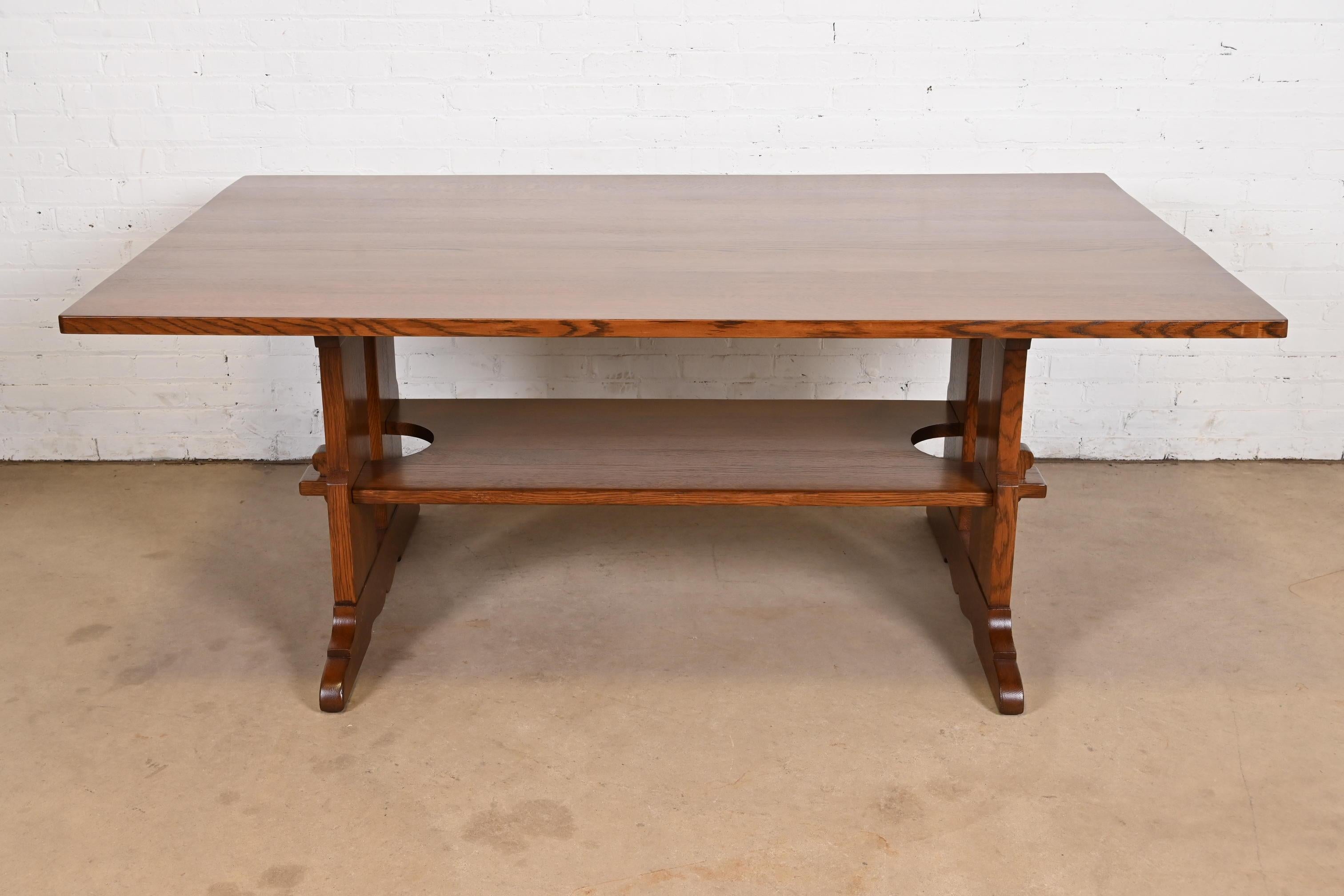 L. & J. G. Stickley Antiker Missions-Esstisch aus Eichenholz im Arts and Crafts-Stil (20. Jahrhundert) im Angebot