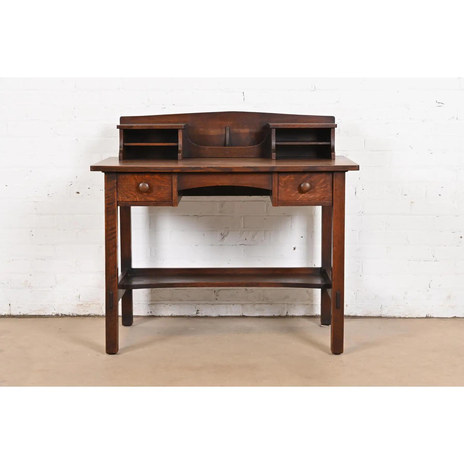 Américain Bureau Mission en chêne Arts & Crafts de L. & J. G. Stickley, vers 1900 en vente