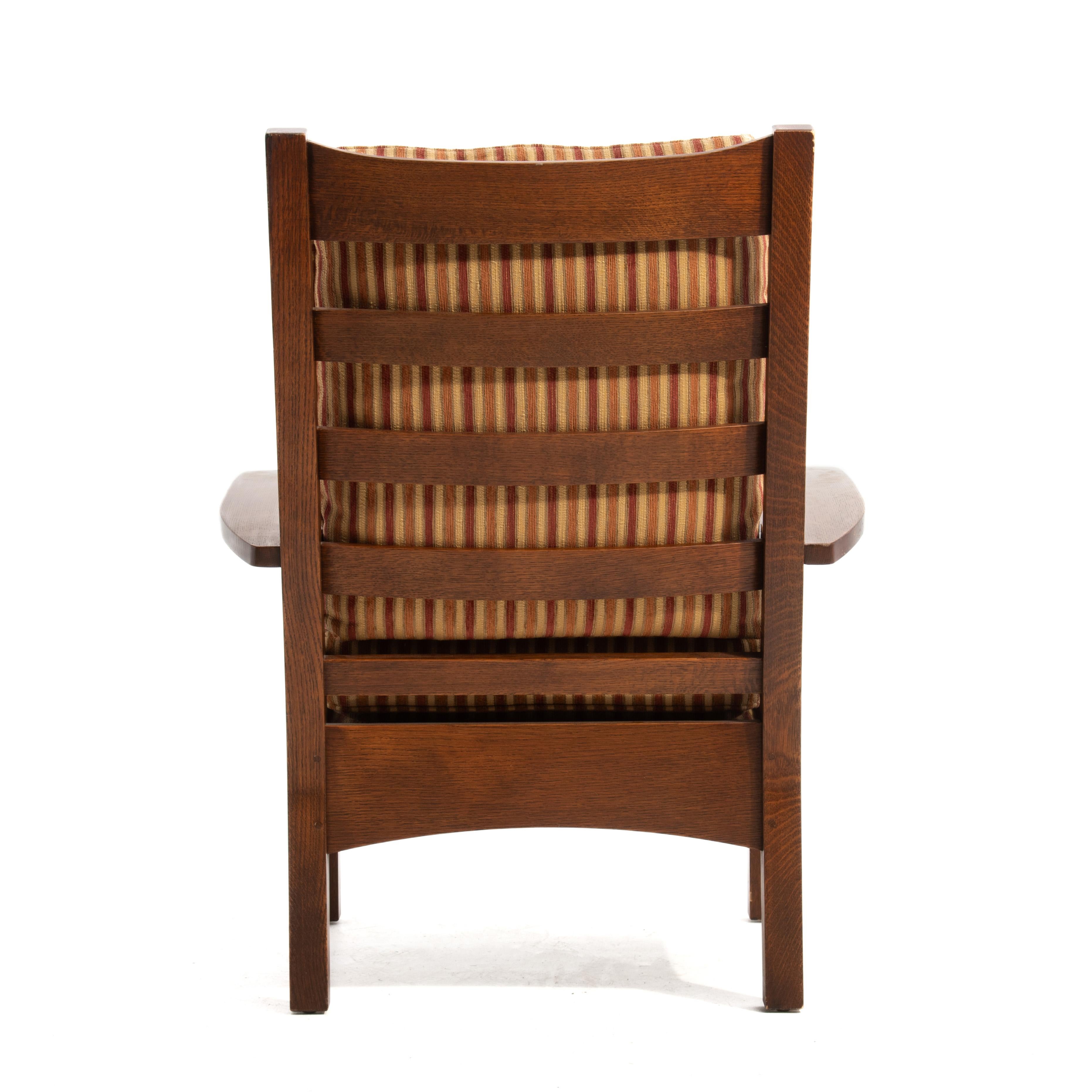 American L & J G Stickley Bow Arm Fixed Back Lounge Chair Arts & Crafts Mission Oak