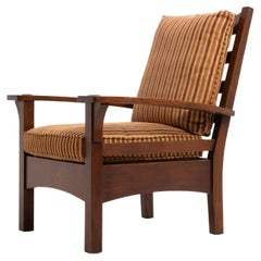 L & J G Stickley Bow Arn Fixed Back Lounge Chair Arts & Crafts Mission Oak