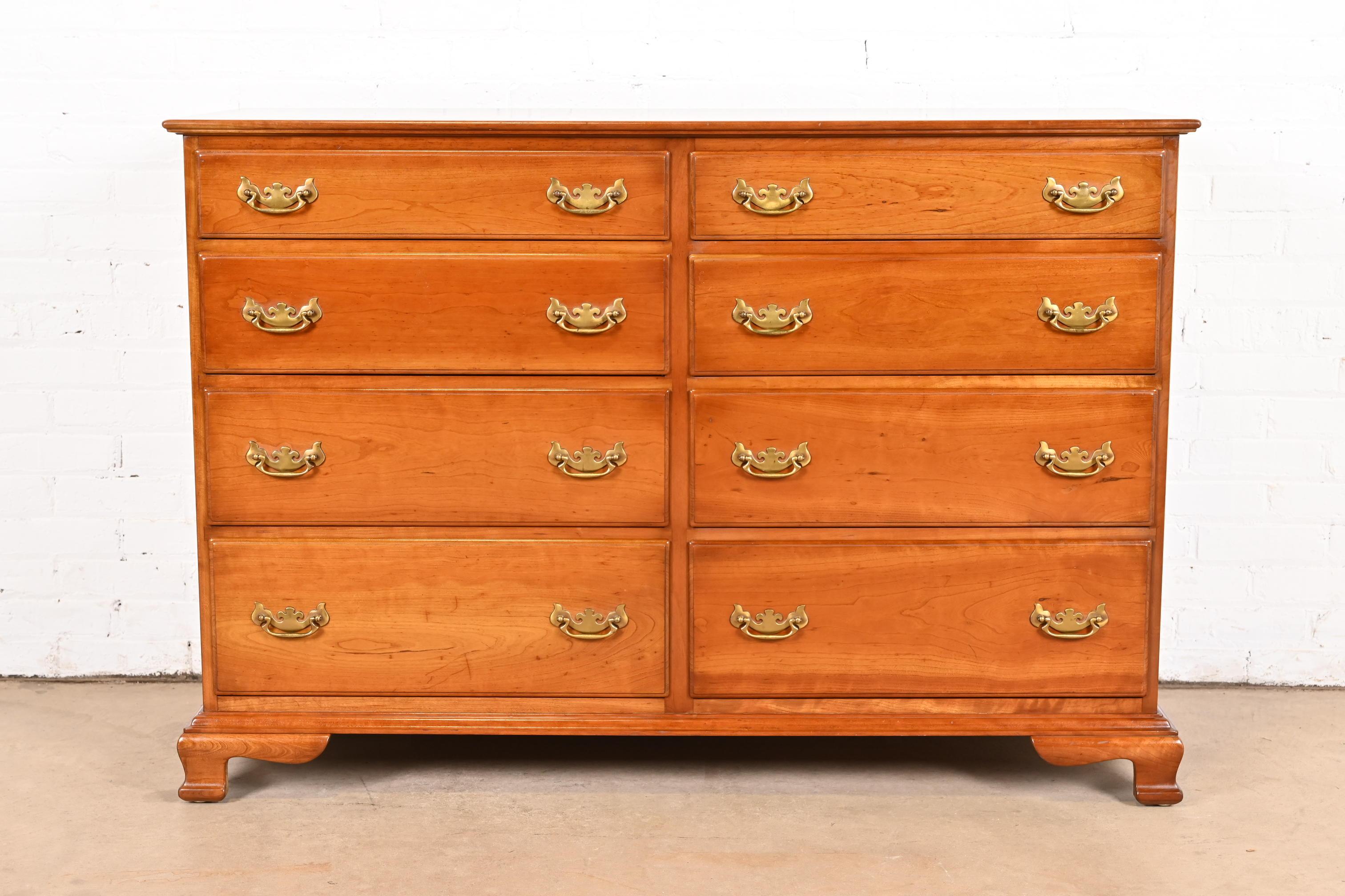 American L. & J. G. Stickley Georgian Solid Cherry Wood Eight-Drawer Double Dresser For Sale