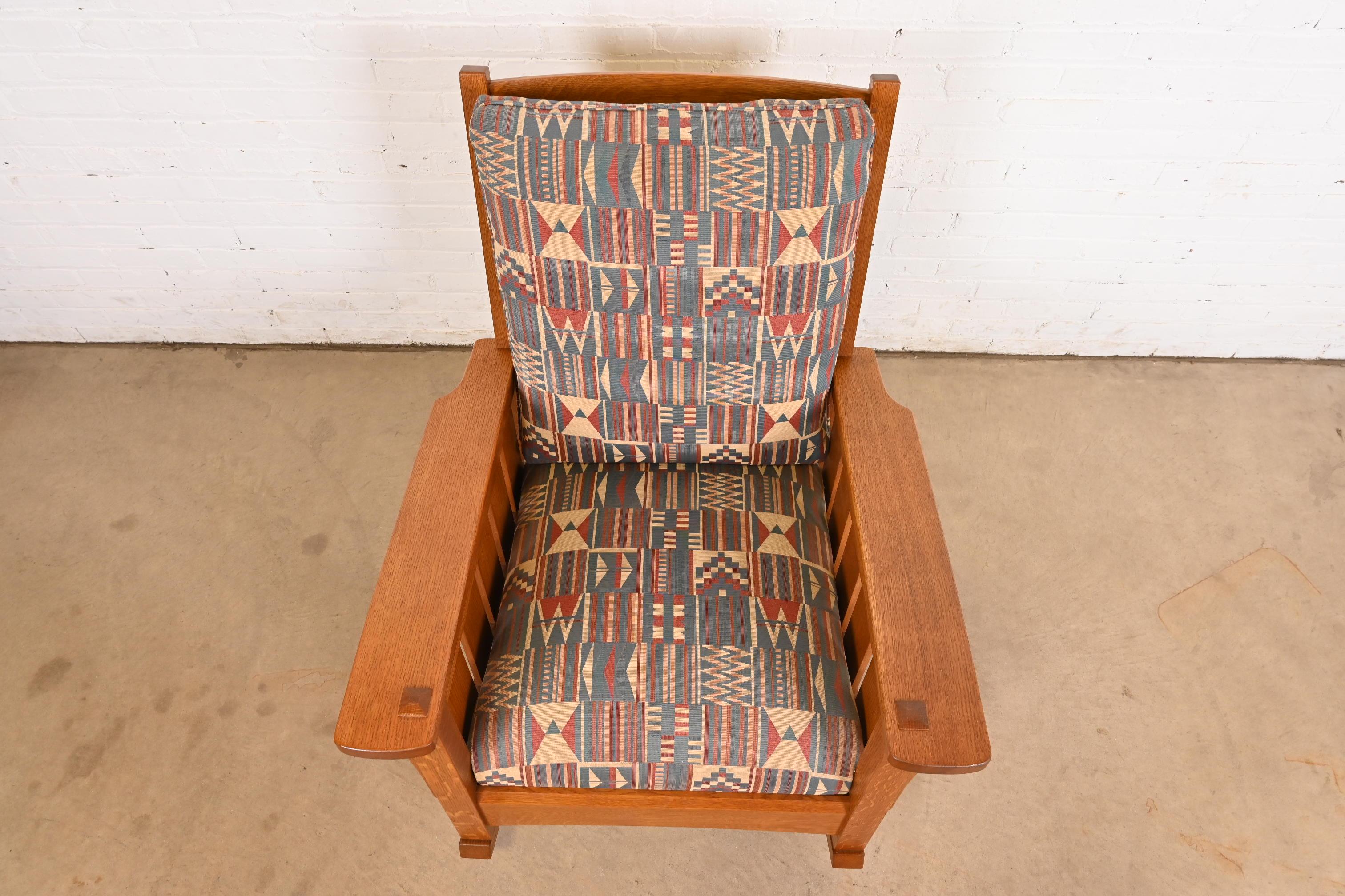 L. & J. G. Stickley Mission Oak Arts & Crafts Schaukelstuhl (20. Jahrhundert) im Angebot