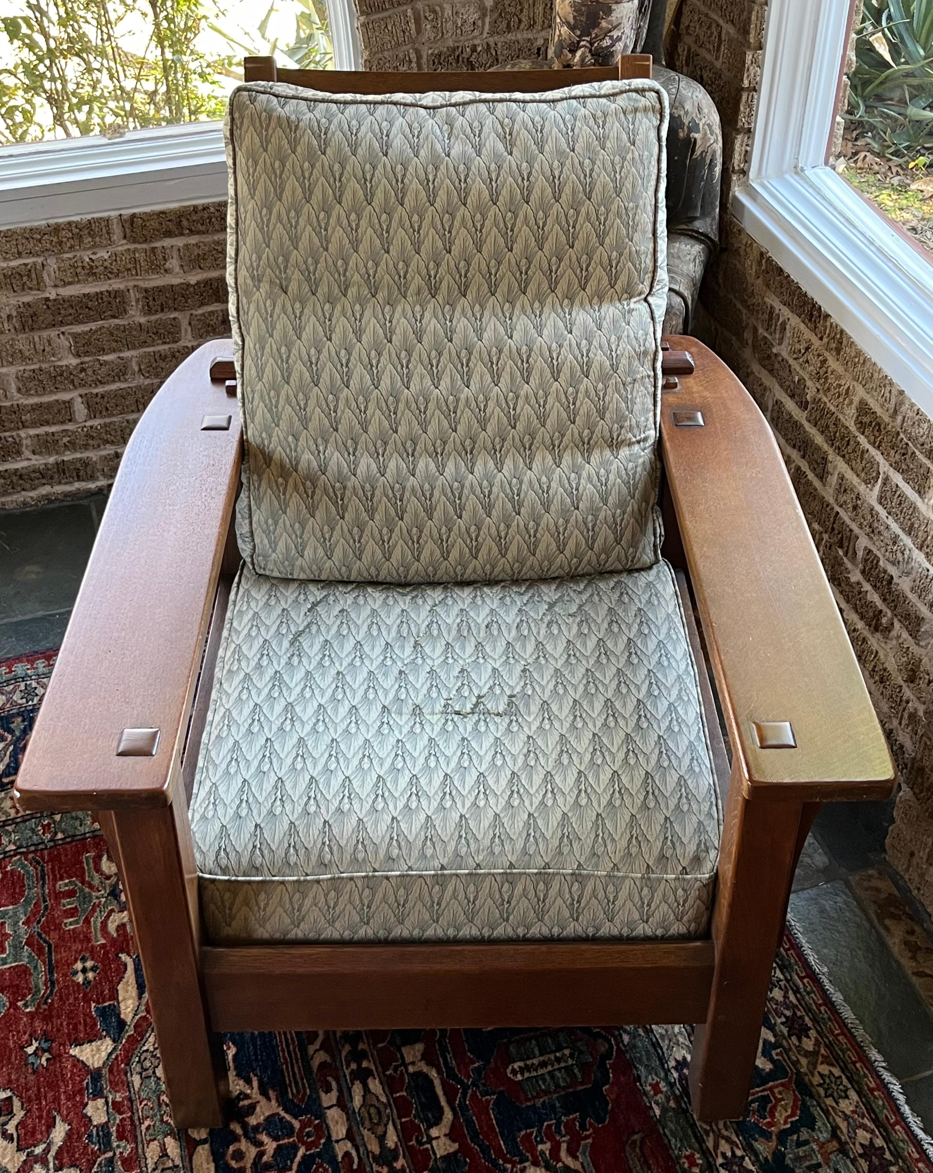 Early 20th Century L & J G Stickley Morris Chair