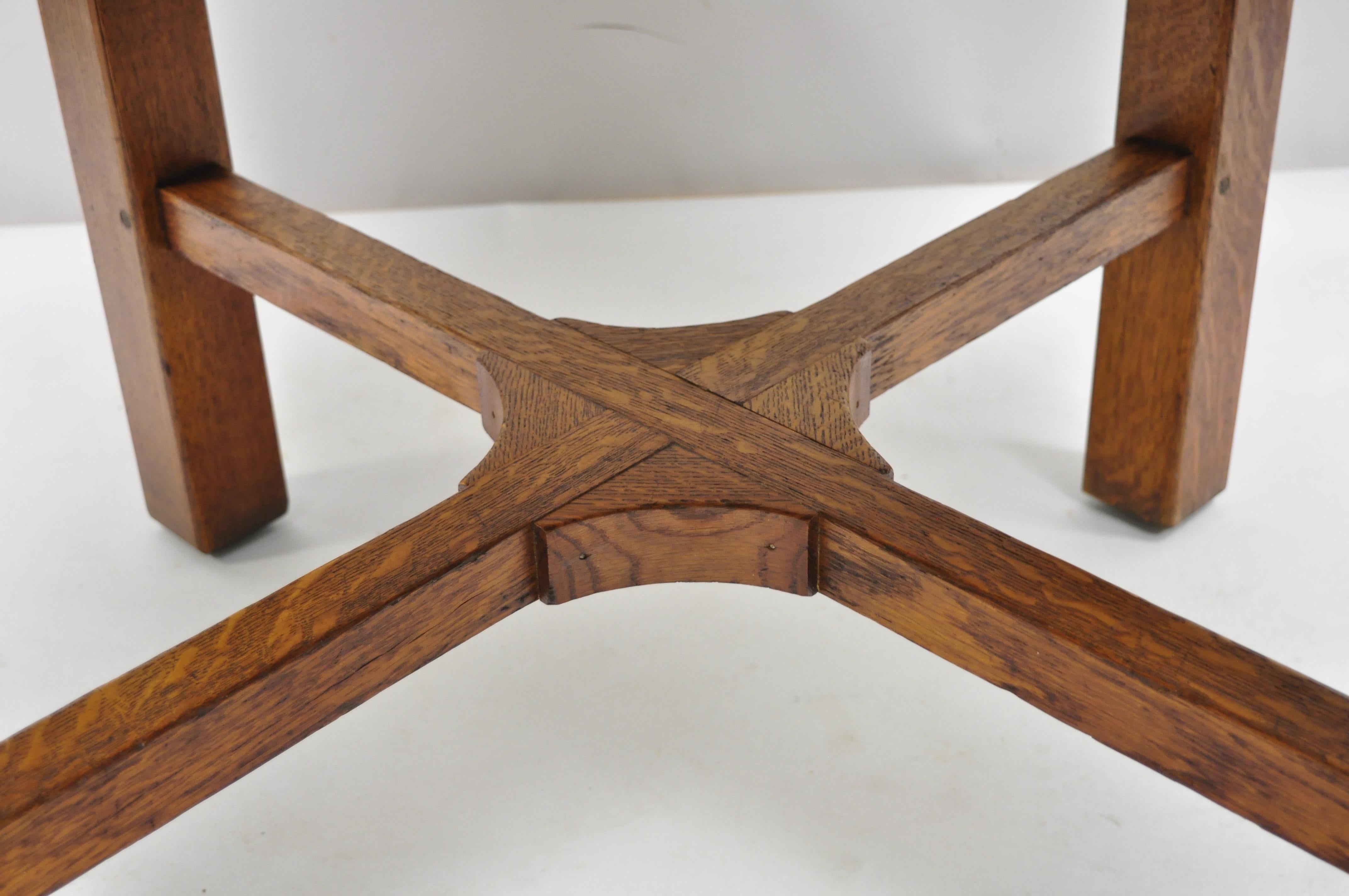 L & J.G. Stickley Round Dining Table Mission Oak Arts & Crafts 2 Leaves 2