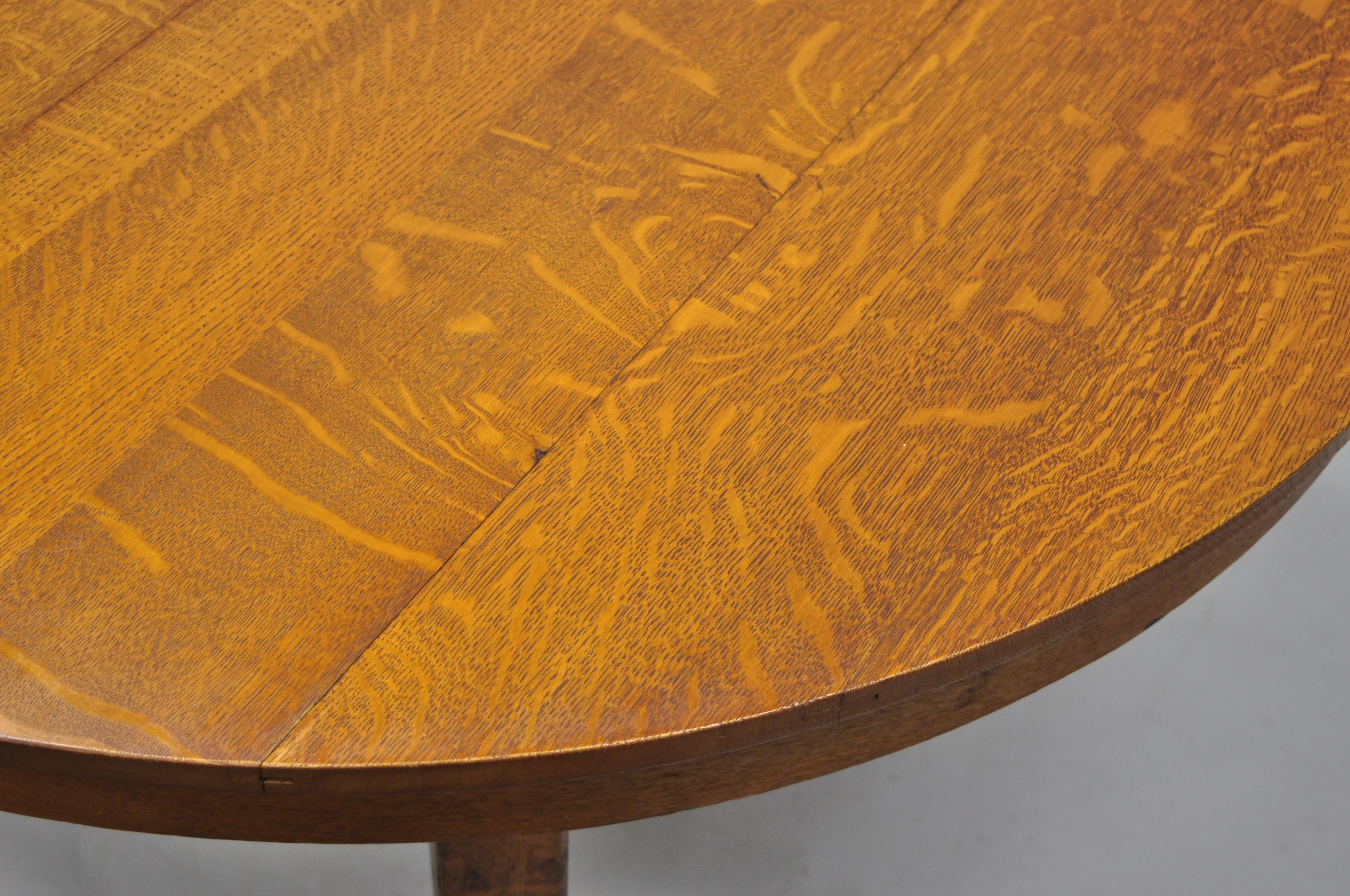 American L & J.G. Stickley Round Dining Table Mission Oak Arts & Crafts 2 Leaves