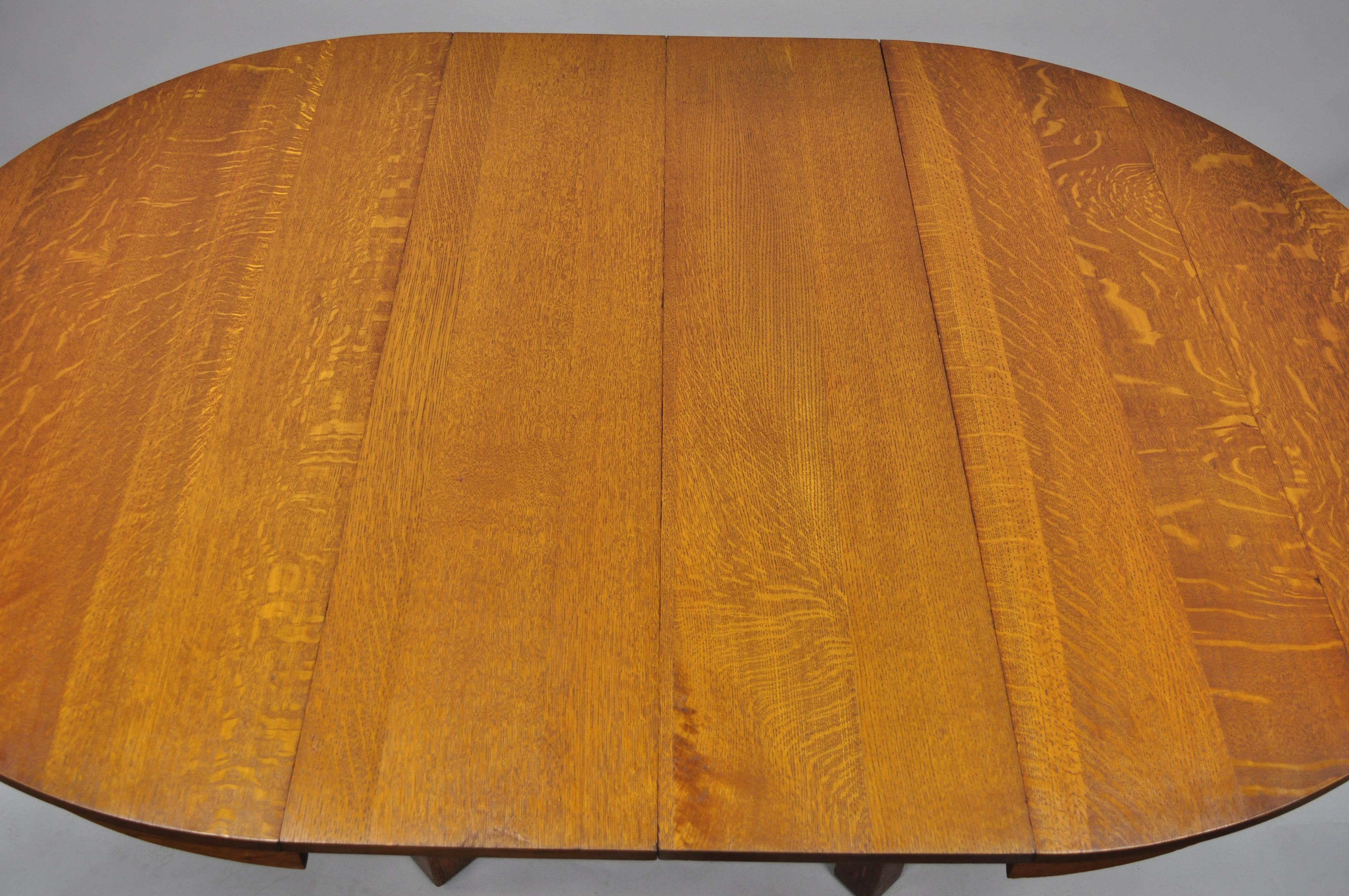 Early 20th Century L & J.G. Stickley Round Dining Table Mission Oak Arts & Crafts 2 Leaves