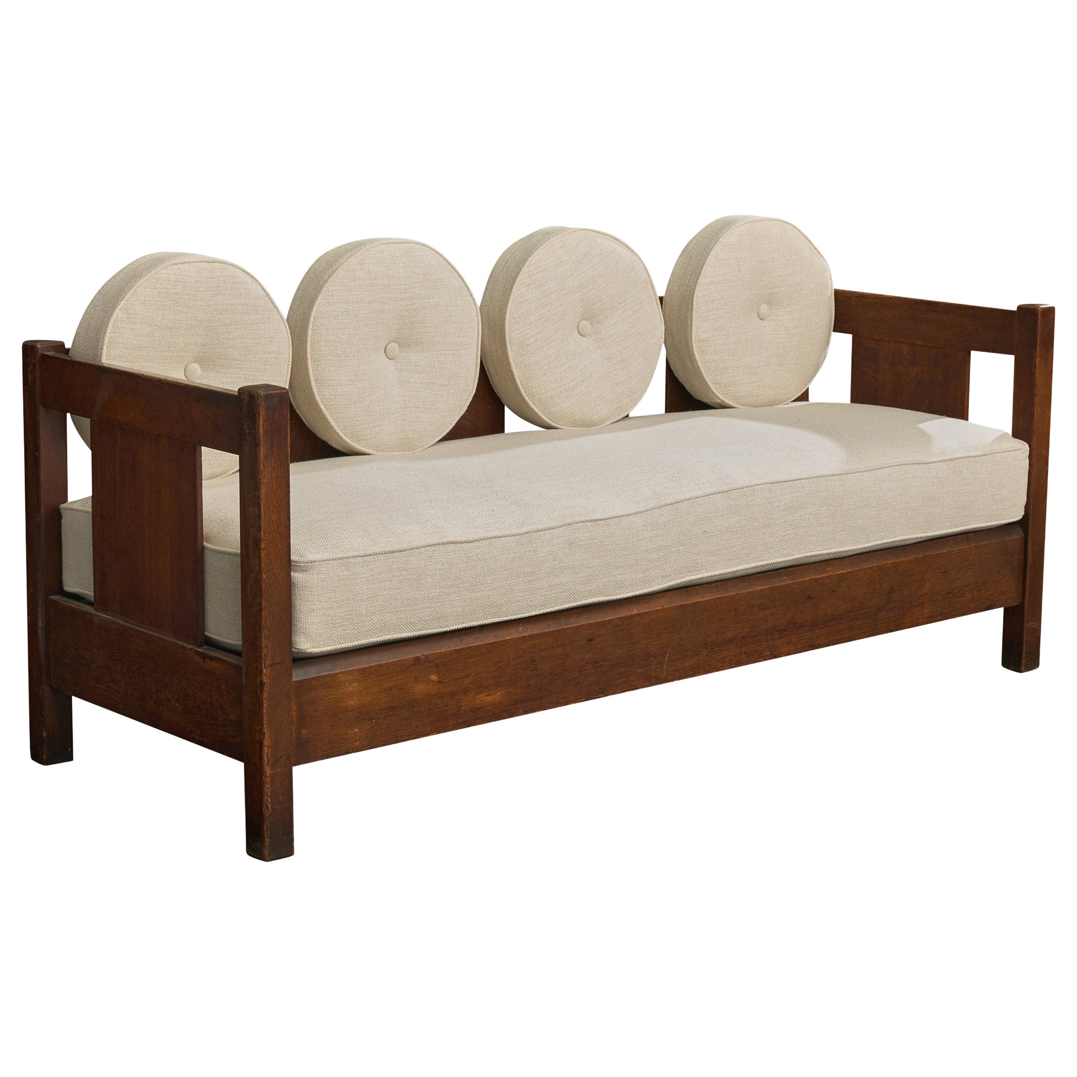 L. & J.G. Stickley, Sofa, Oak, Fabric, USA, 1910s