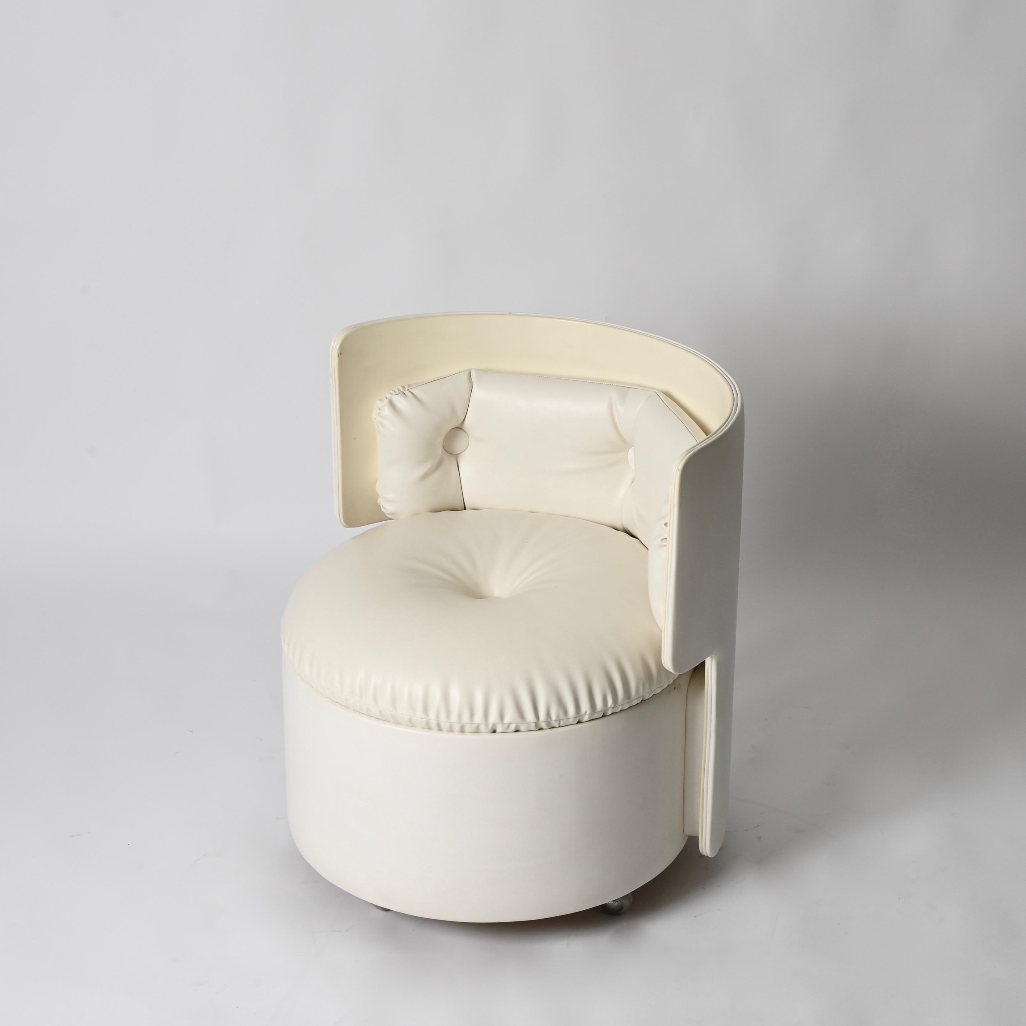 L. Massoni Dilly Dally White Leather Vanity Table by Poltrona Frau, Italy 1960s in vendita 7